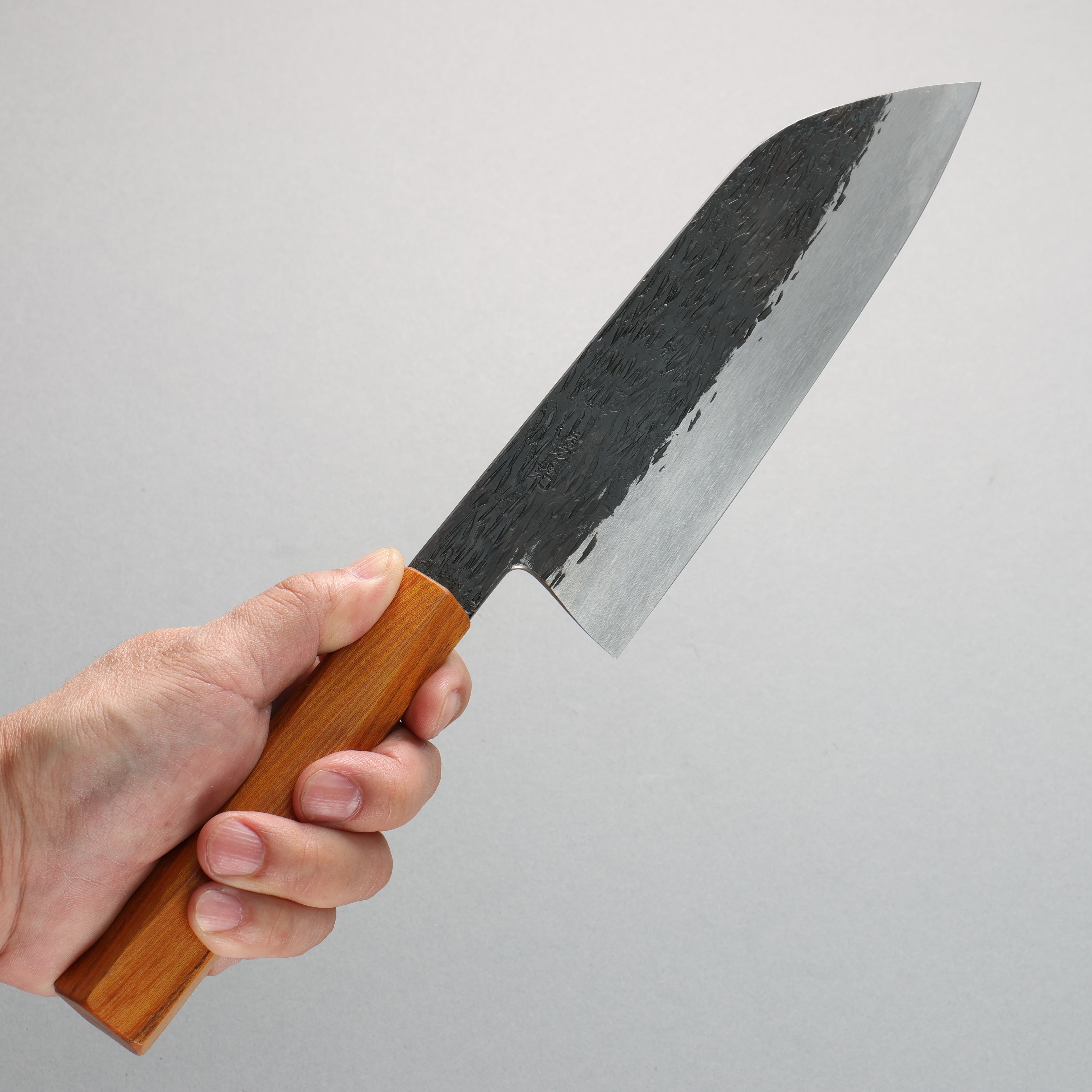 Isamitsu Abe White Steel No.1 Hammered Santoku 180mm Japanese Elm (pentagonal) Handle - Japanny - Best Japanese Knife