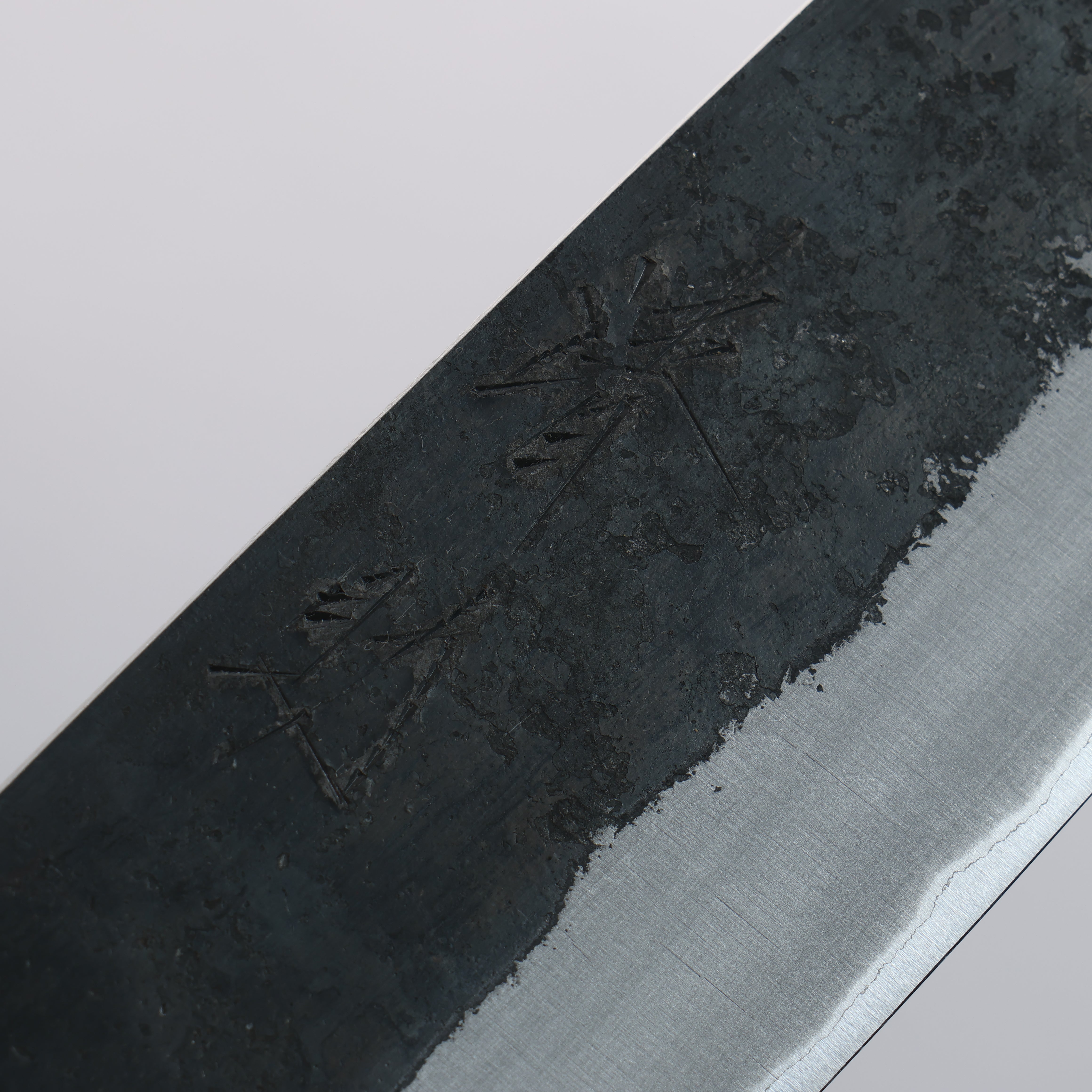 Seisuke Kurumi Blue Steel Kurouchi Bunka 180mm Walnut (With Double Red Pakka wood) Handle - Japanny - Best Japanese Knife