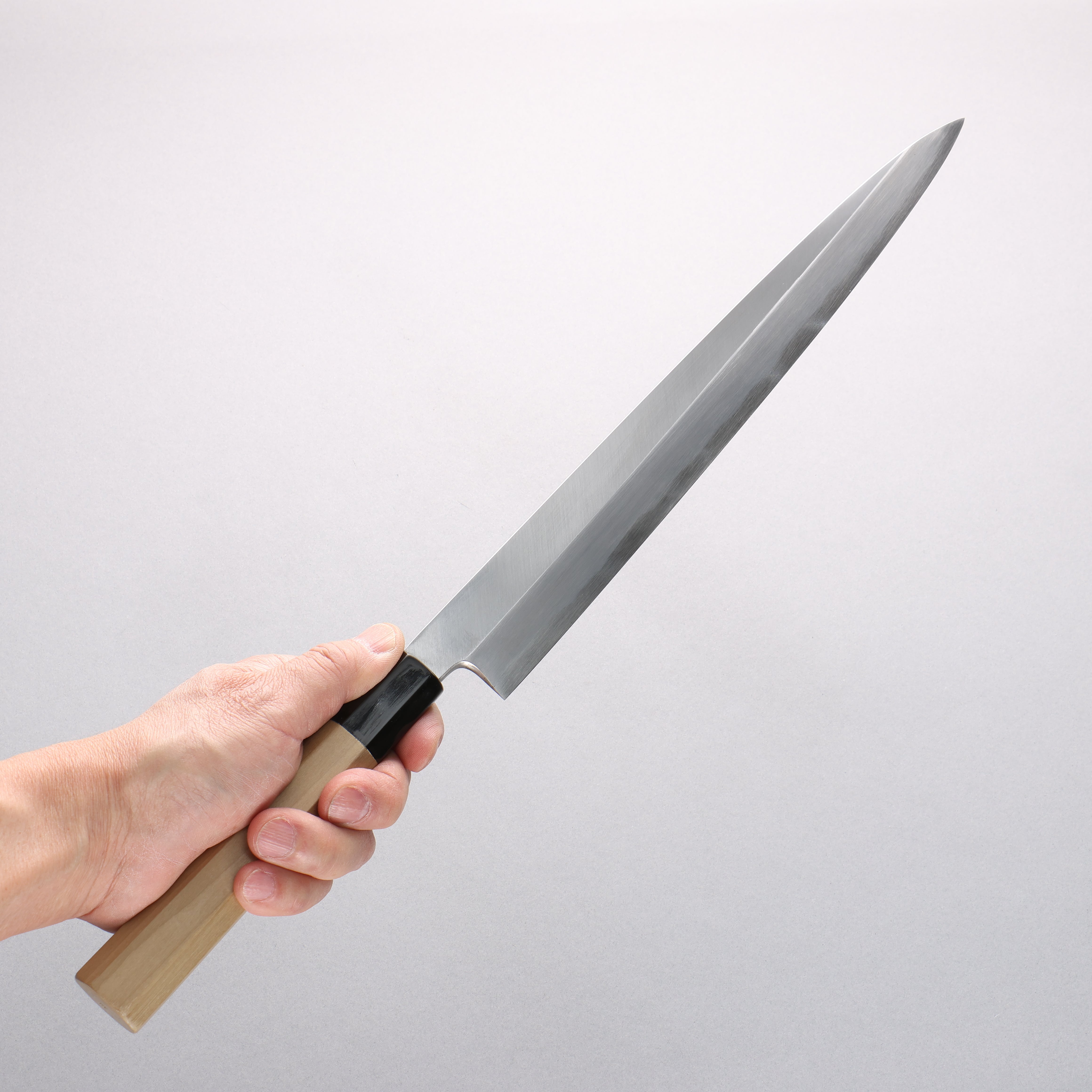 Minamoto Akitada White Steel No.2 Yanagiba 300mm Magnolia (Ferrule: Water Buffalo Horn) Handle - Japanny - Best Japanese Knife
