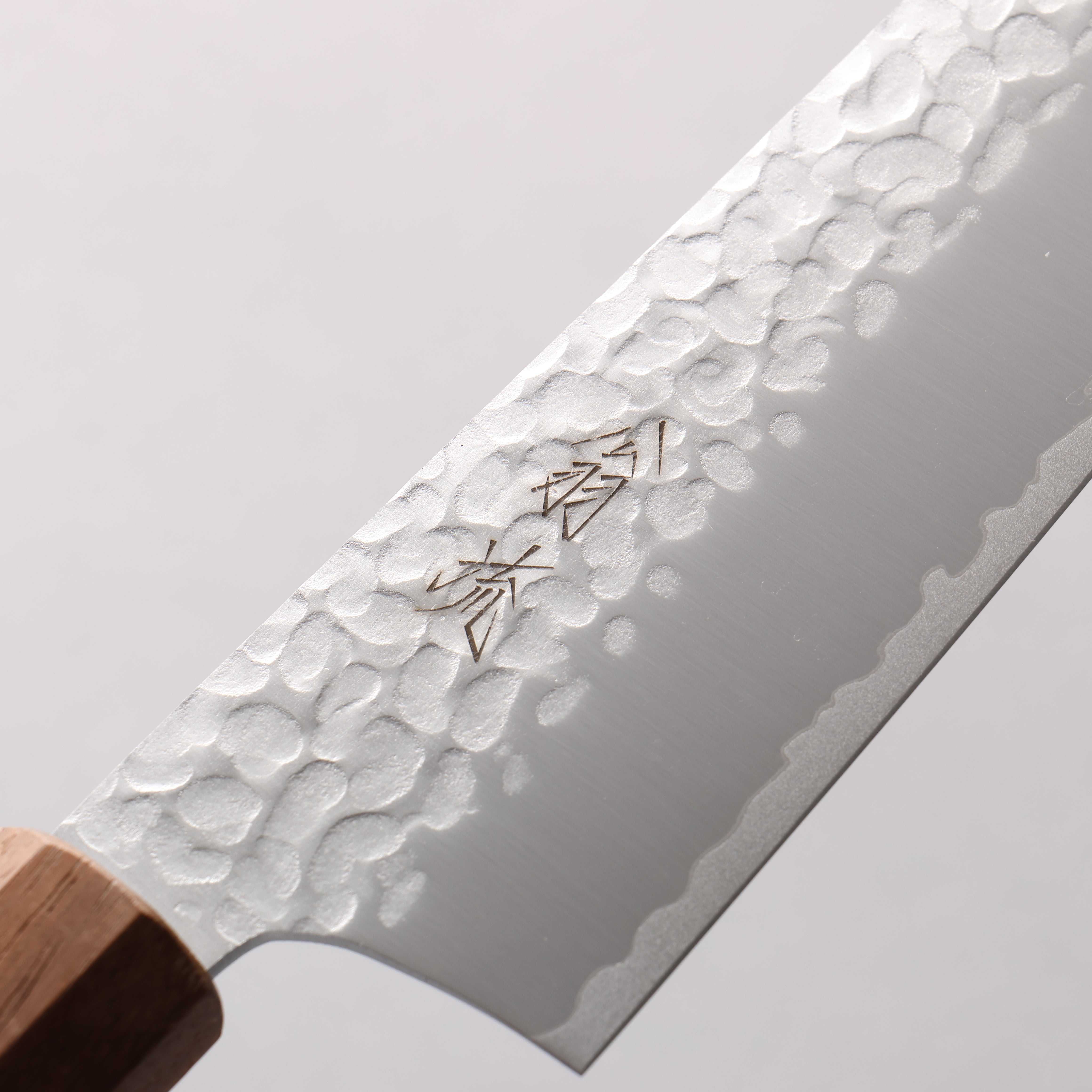 Oul VG10 Hammered Kiritsuke Gyuto 180mm Walnut Handle - Japanny - Best Japanese Knife