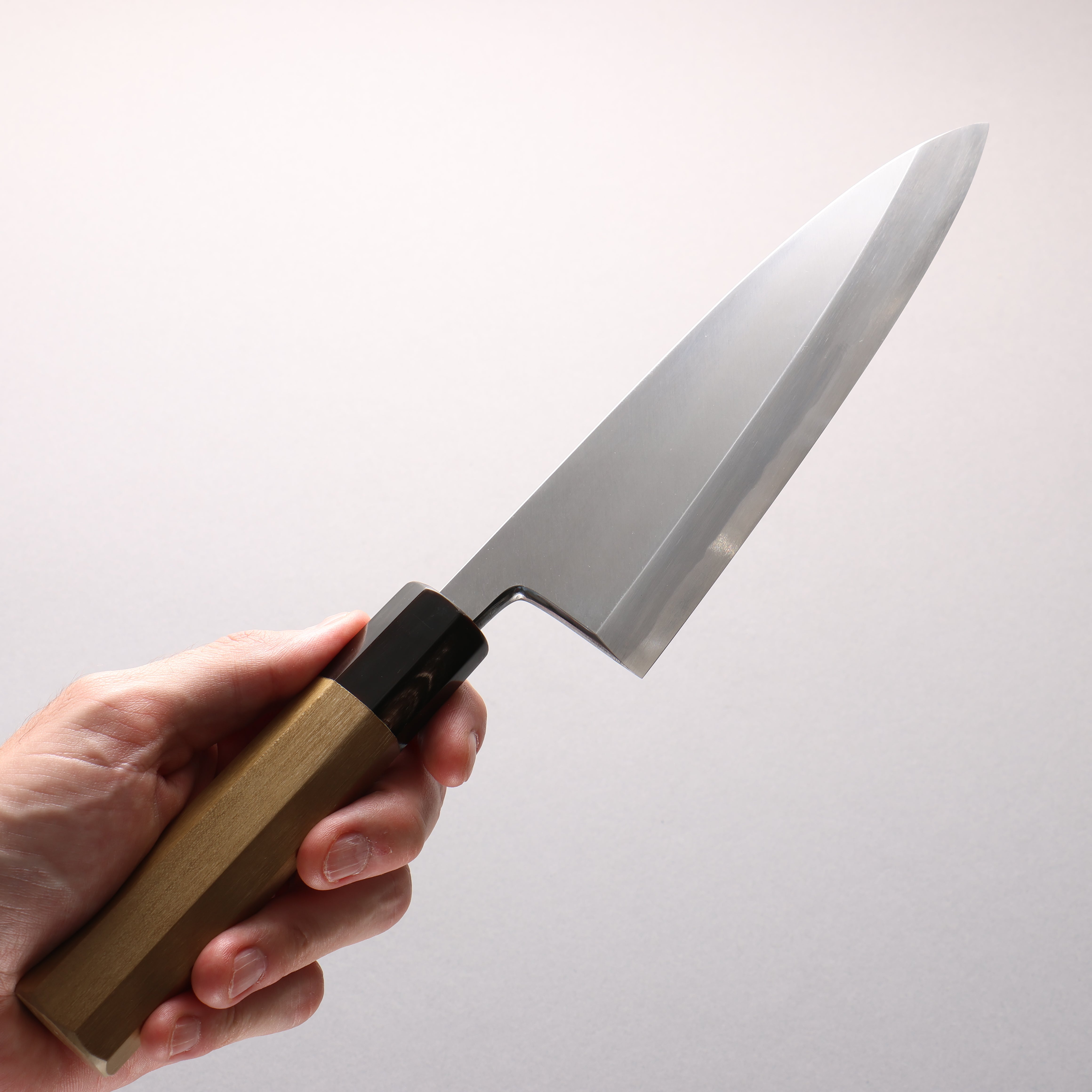 Minamoto Akitada White Steel No.2 Aideba 180mm Magnolia (Ferrule: Water Buffalo Horn) Handle
