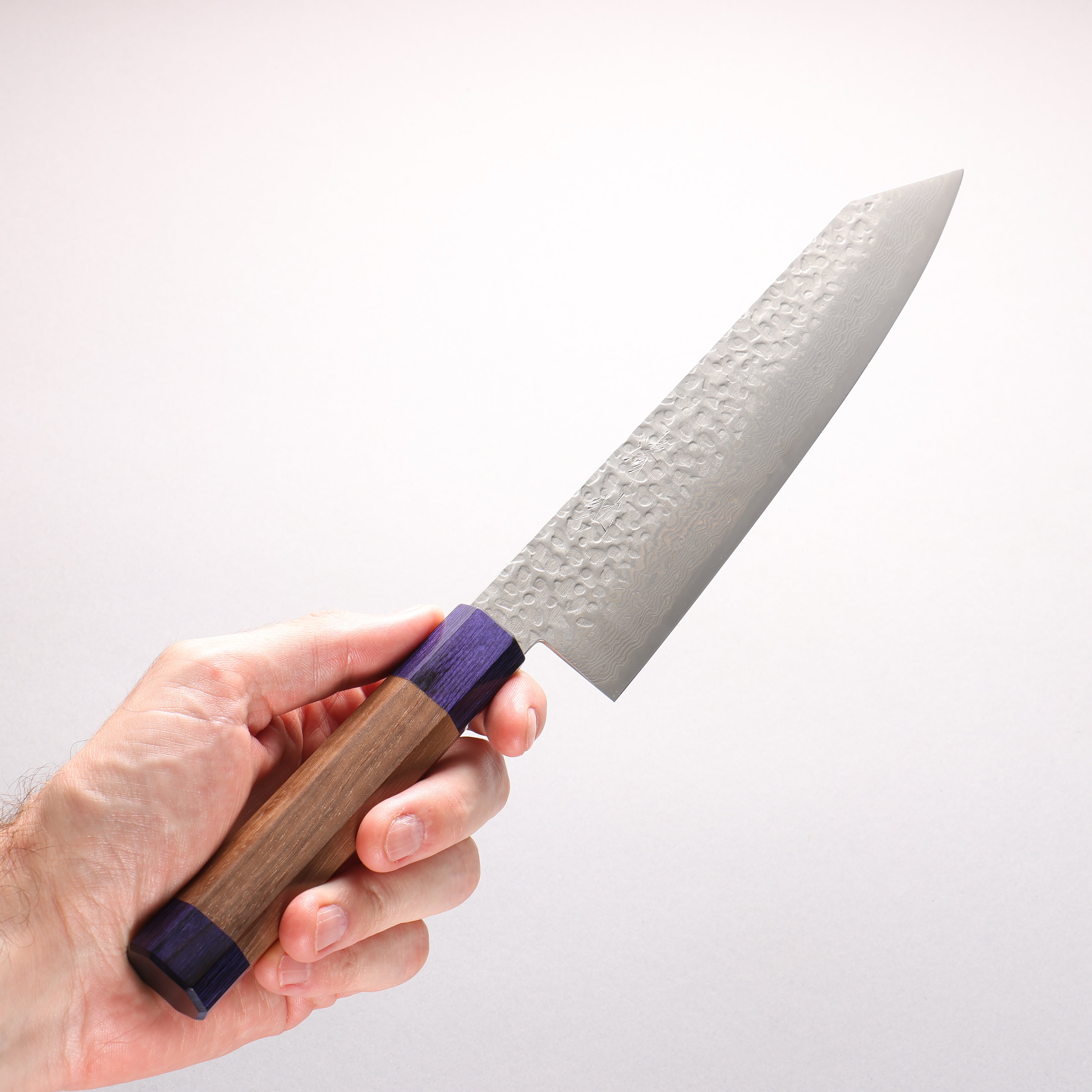 Seisuke Silver Steel No.3 Hammered Damascus Matte Kiritsuke Gyuto 210mm Walnut (With Double Blue Pakka wood) Handle - Japanny - Best Japanese Knife
