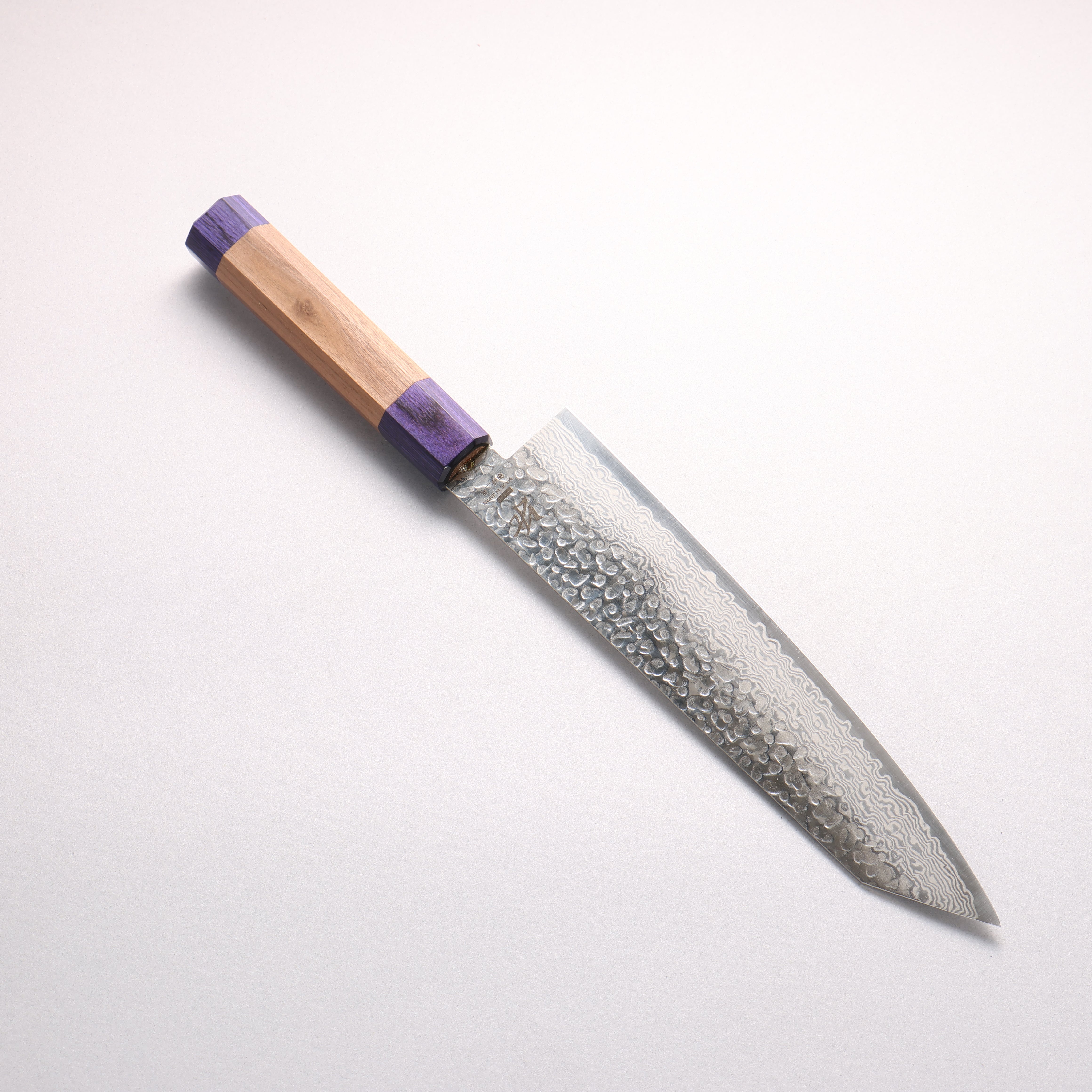 Seisuke Silver Steel No.3 Hammered Damascus Kiritsuke Gyuto 210mm Walnut (With Double Blue Pakka wood) Handle - Japanny - Best Japanese Knife