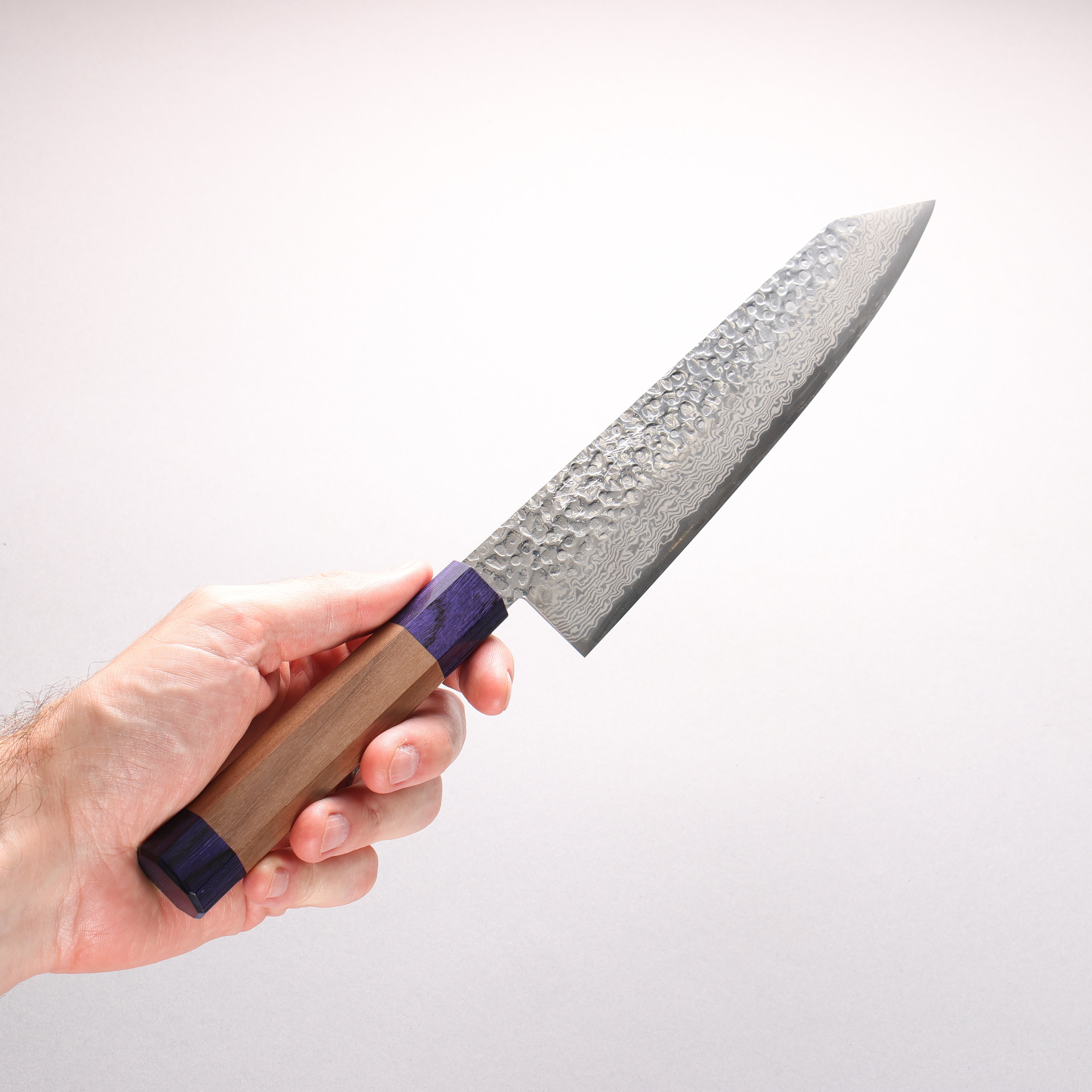 Seisuke Silver Steel No.3 Hammered Damascus Kiritsuke Gyuto 210mm Walnut (With Double Blue Pakka wood) Handle - Japanny - Best Japanese Knife