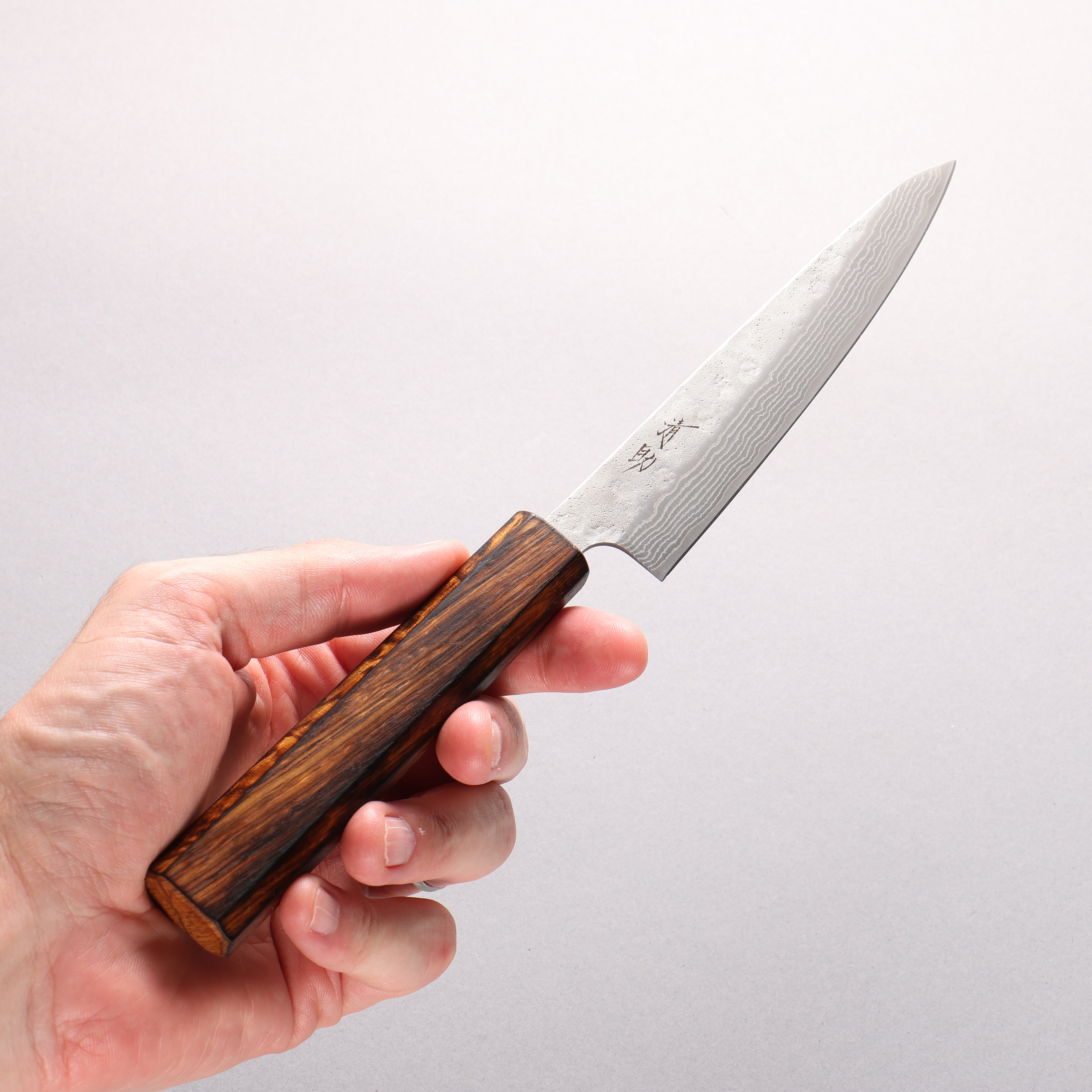 Seisuke Stainless Steel 440C Hammered Damascus Petty-Utility 135mm Oak Handle - Japanny - Best Japanese Knife