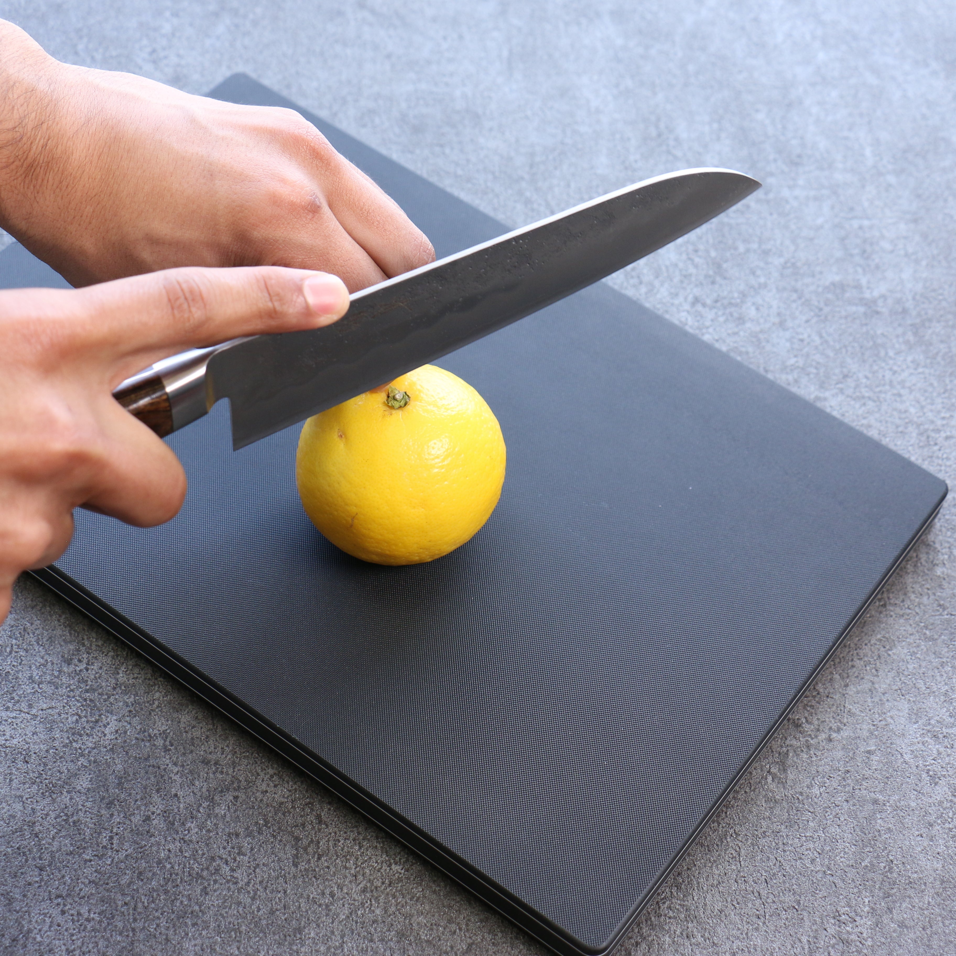 Hasegawa Cutting Board Pro-PE Lite Black 360 x 200mm - Japanny - Best Japanese Knife