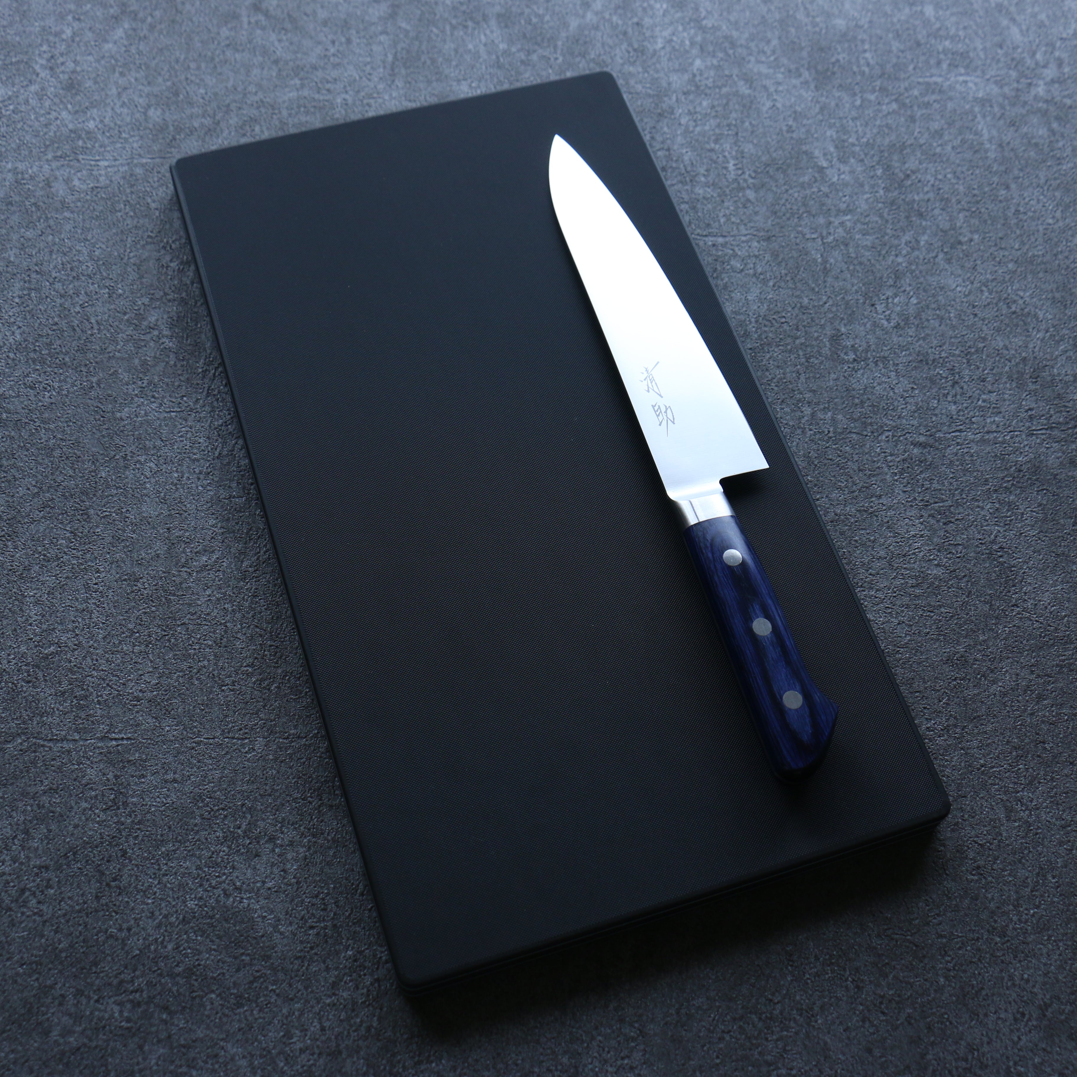 Hasegawa Cutting Board Pro-PE Lite Black 360 x 200mm - Japanny - Best Japanese Knife