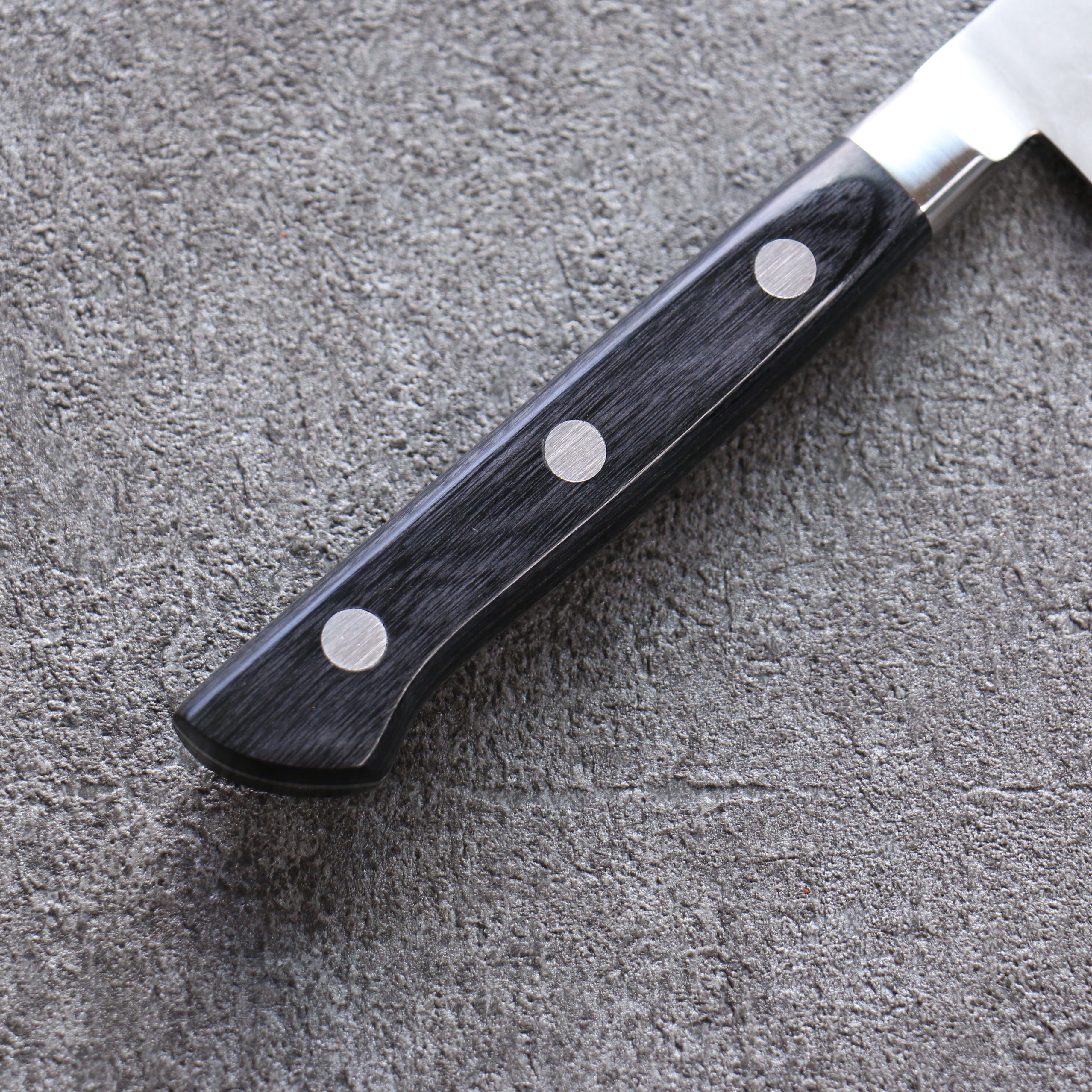 Seisuke VG5 Hammered Kasumitogi Santoku 120mm Black Pakka wood Handle - Japanny - Best Japanese Knife