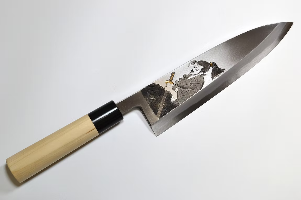 Sakai Takayuki Metal Decorated Engraving by Kubota Pride of Samurai White Steel Kasumitogi Deba 240mm Magnolia (Ferrule: Water Buffalo Horn) Handle - Japanny - Best Japanese Knife