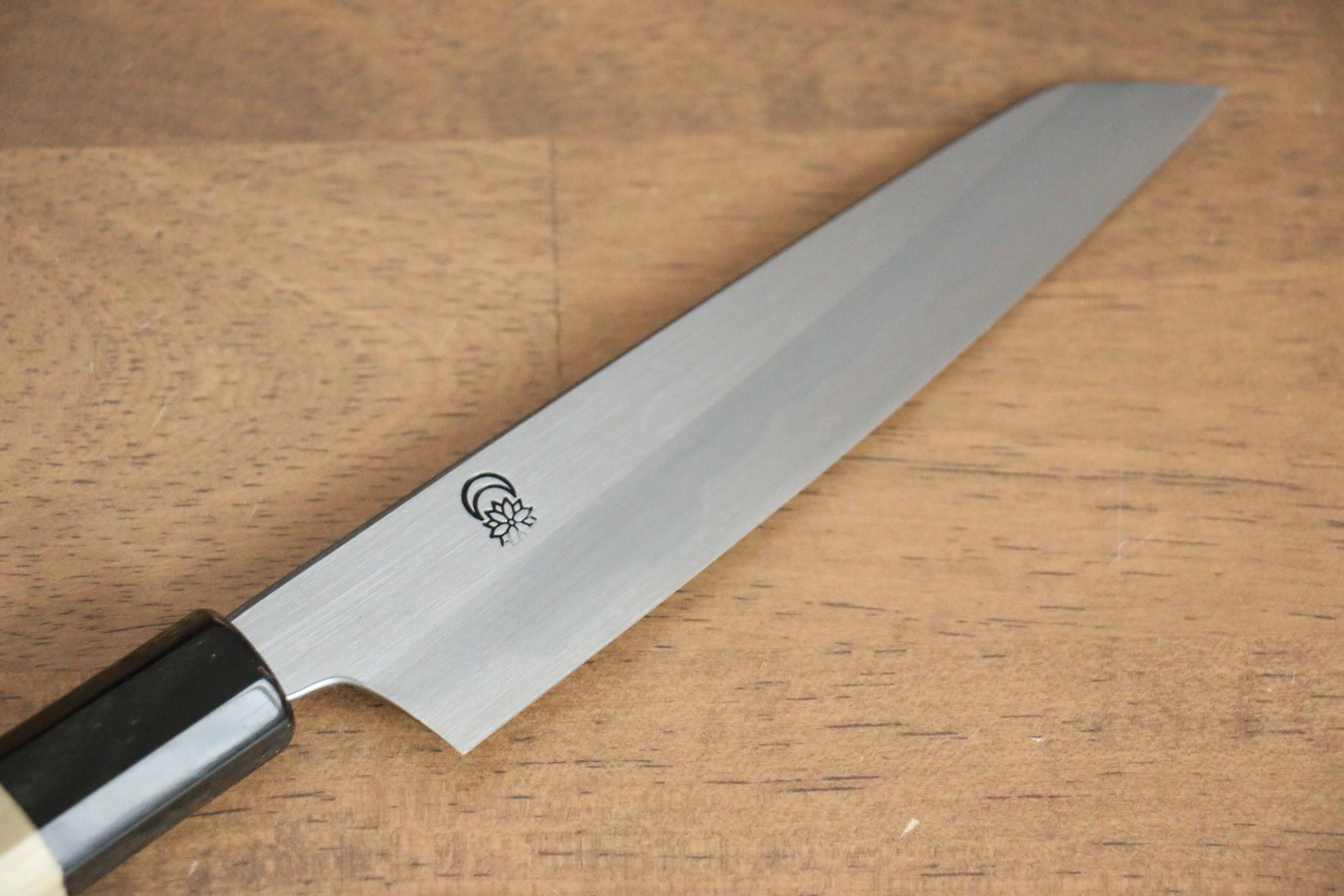 Kikuzuki White Steel No.2 Kasumitogi Kiritsuke Petty-Utility 135mm Magnolia Handle - Japanny - Best Japanese Knife