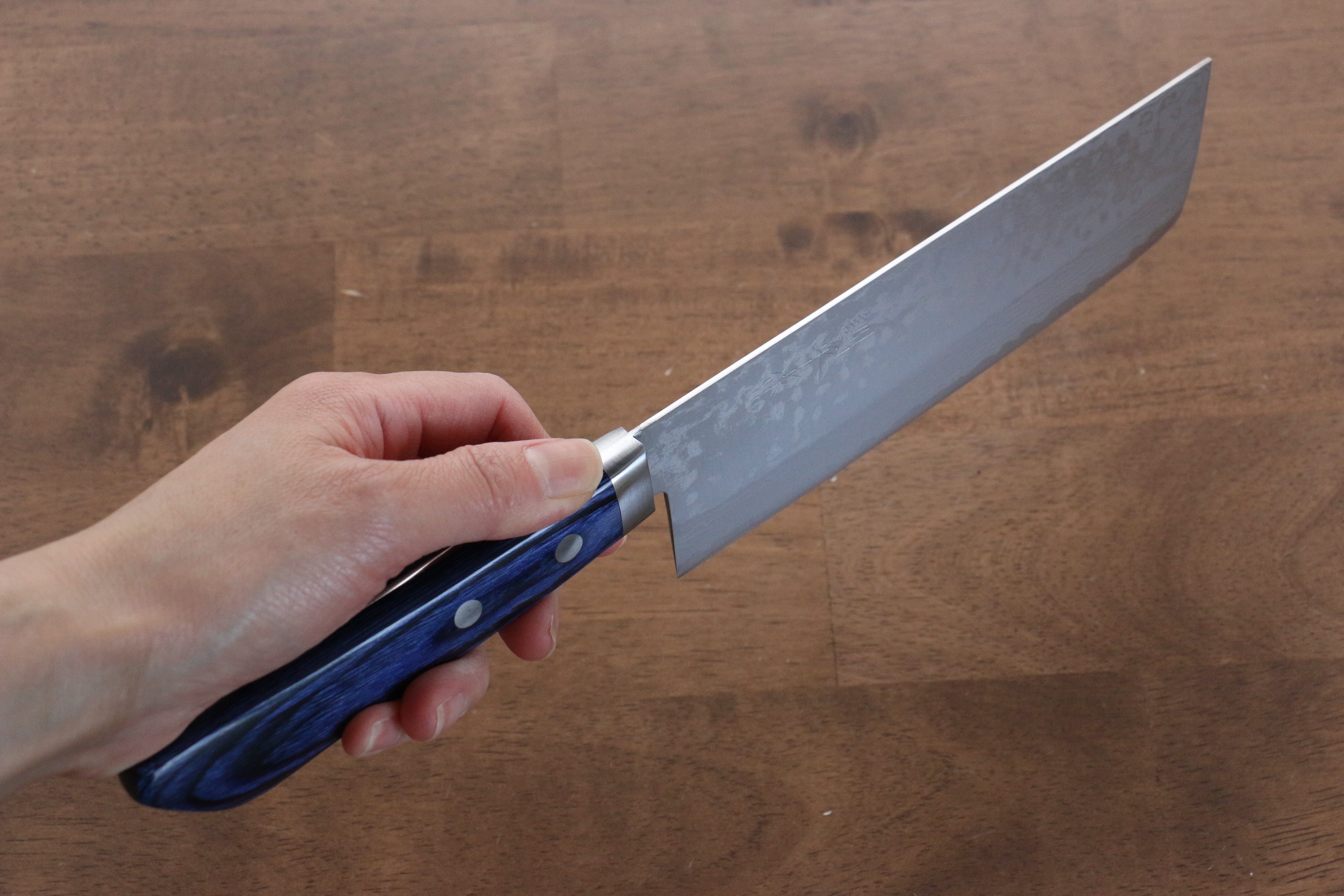 Kunihira Sairyu VG10 Damascus Nakiri 165mm Blue Pakka wood Handle - Japanny - Best Japanese Knife
