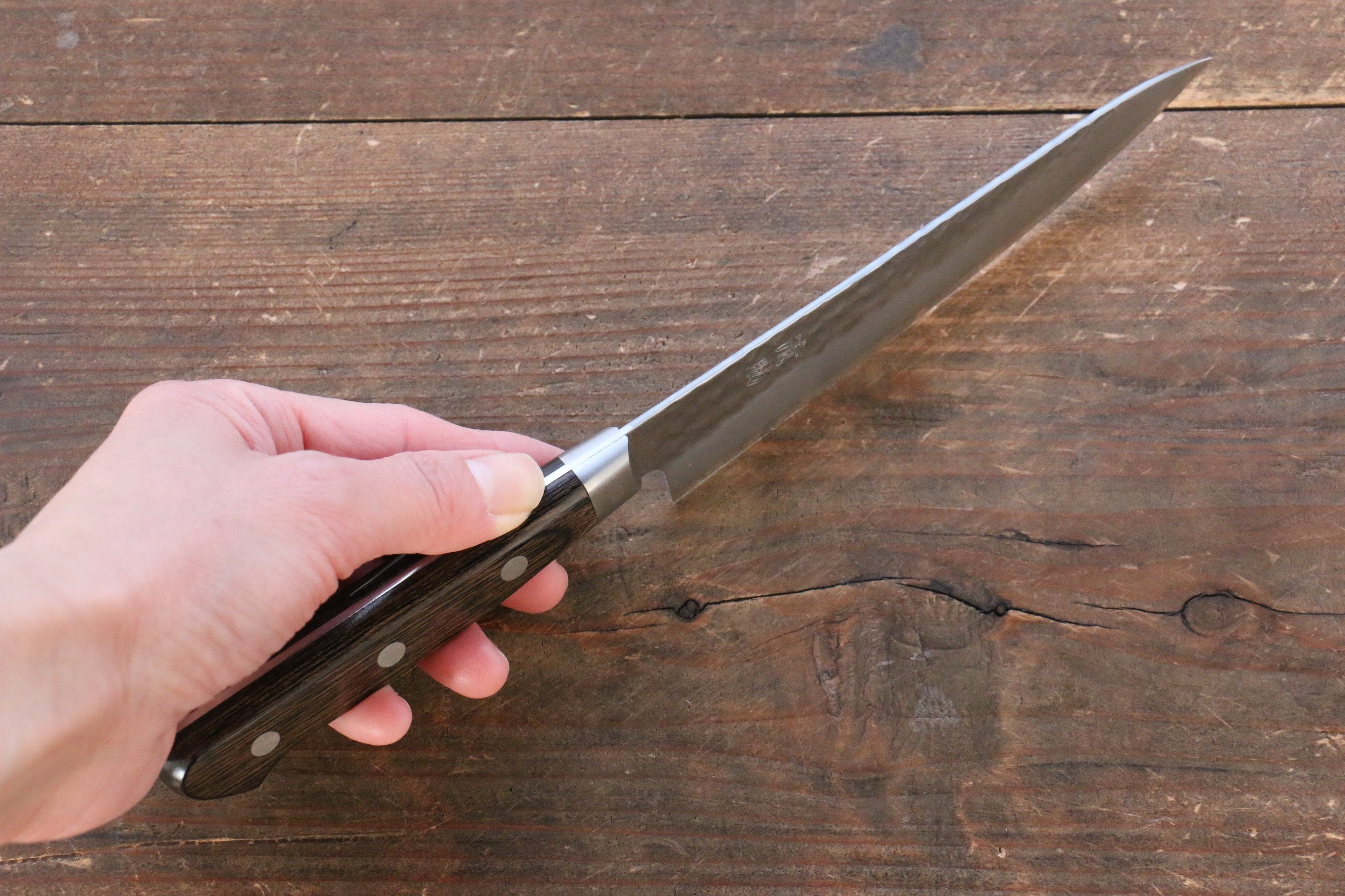 Seisuke AUS8 Hammered Petty-Utility 135mm Brown Pakka wood Handle - Japanny - Best Japanese Knife