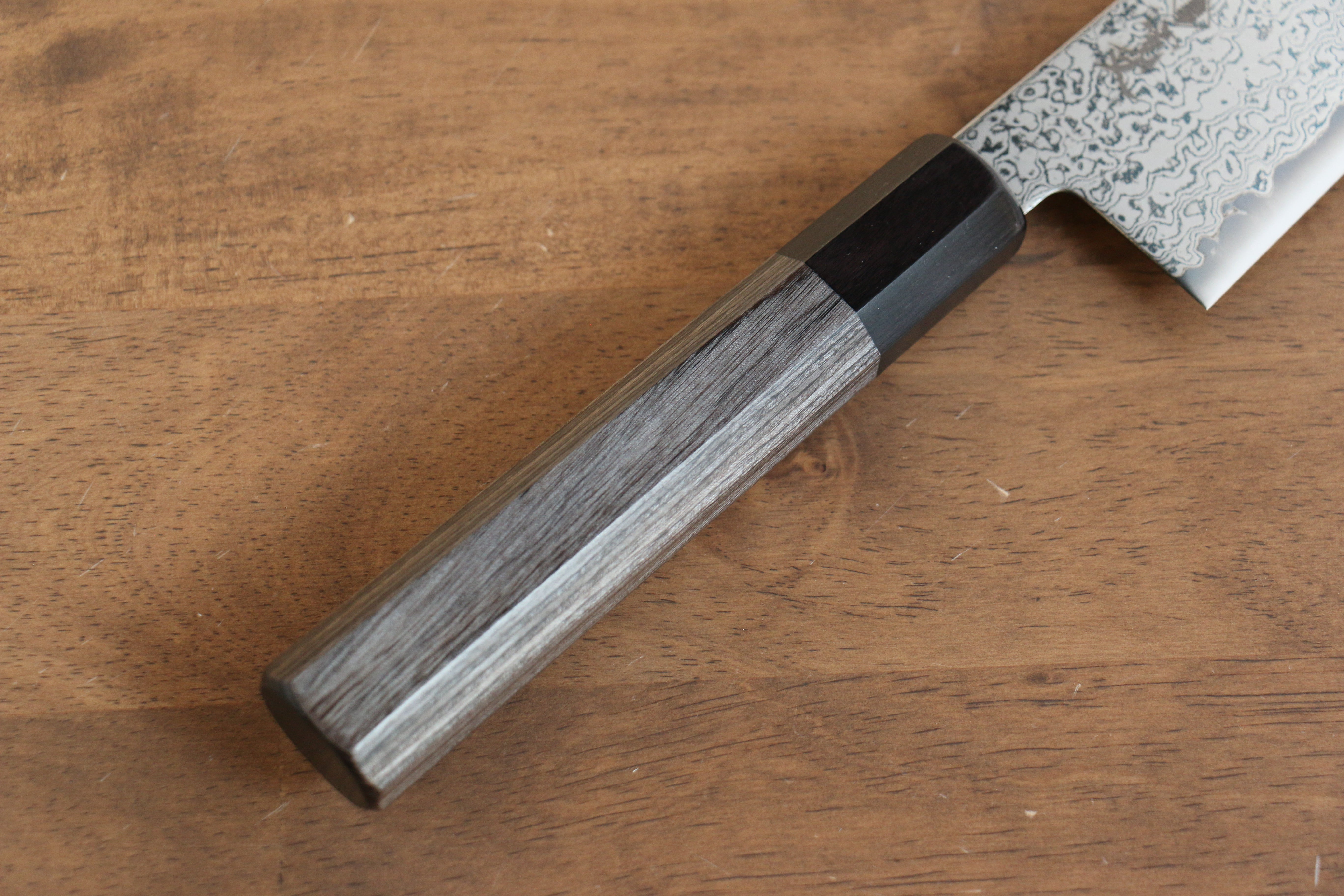 Kanjyo VG10 Damascus Santoku 180mm Gray Pakka wood Handle - Japanny - Best Japanese Knife