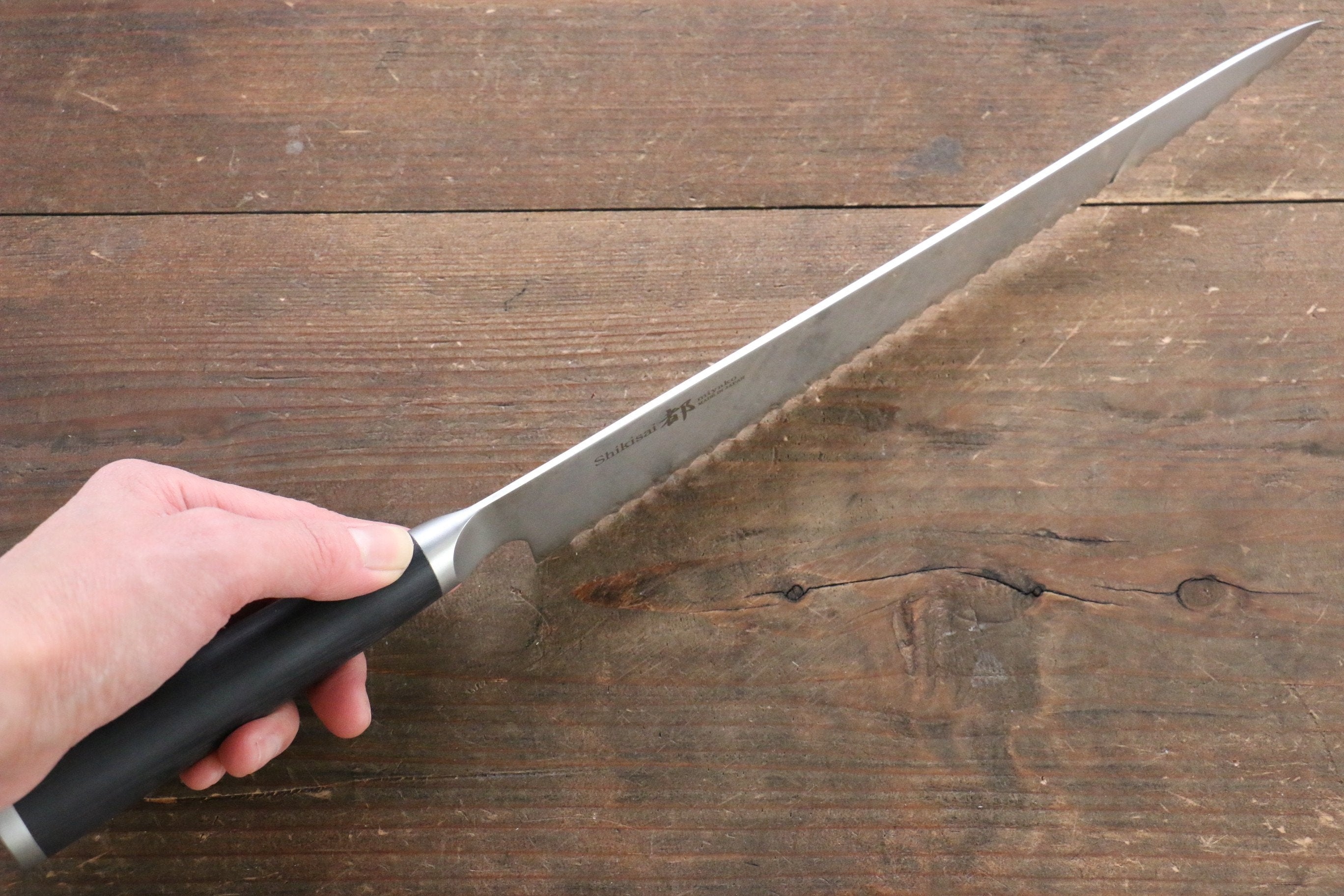 Miyako AUS8 33 Layer Damascus Bread Slicer 240mm - Japanny - Best Japanese Knife