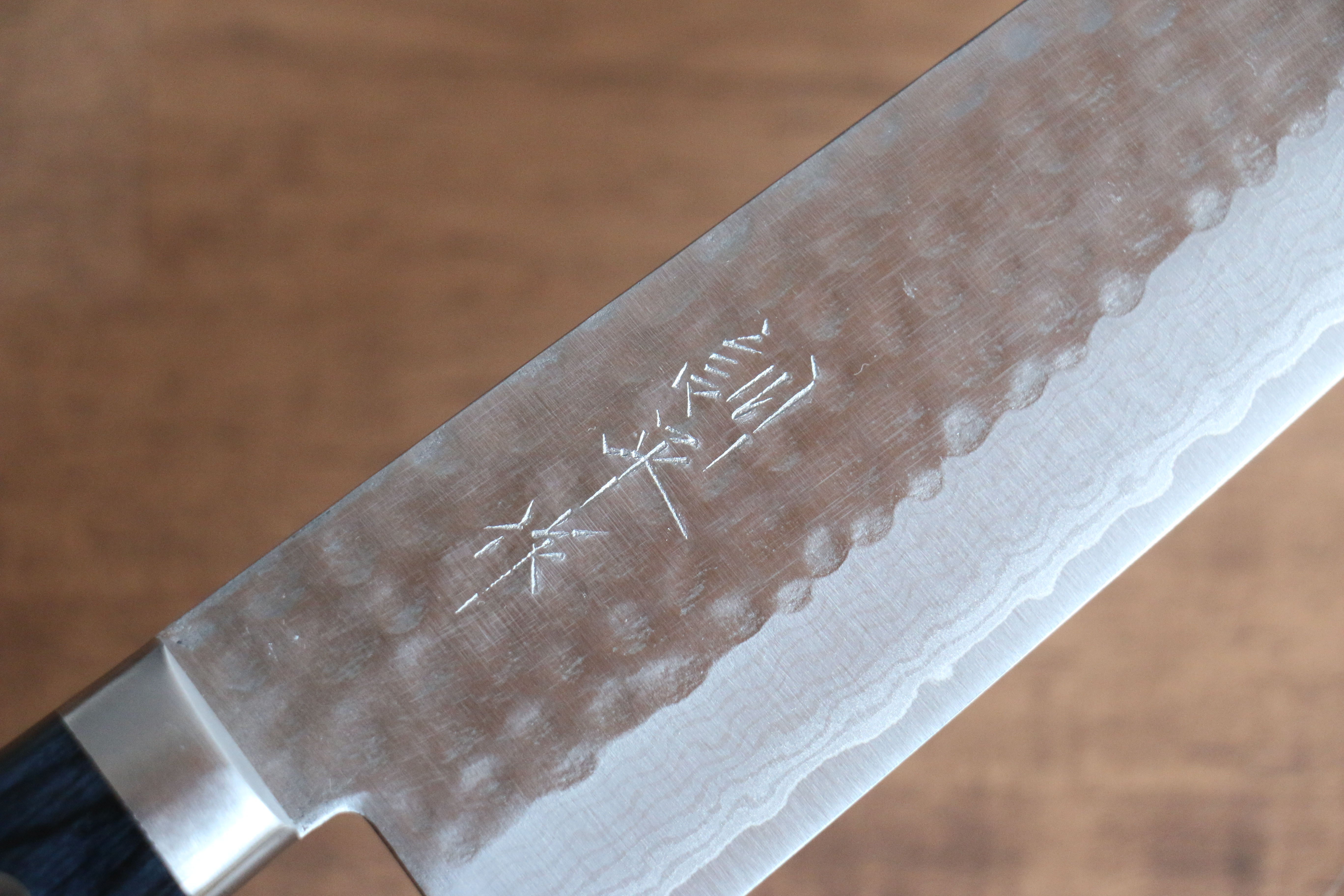 Kunihira Kokuryu VG10 Hammered Damascus Santoku 170mm Navy blue Pakka wood Handle - Japanny - Best Japanese Knife