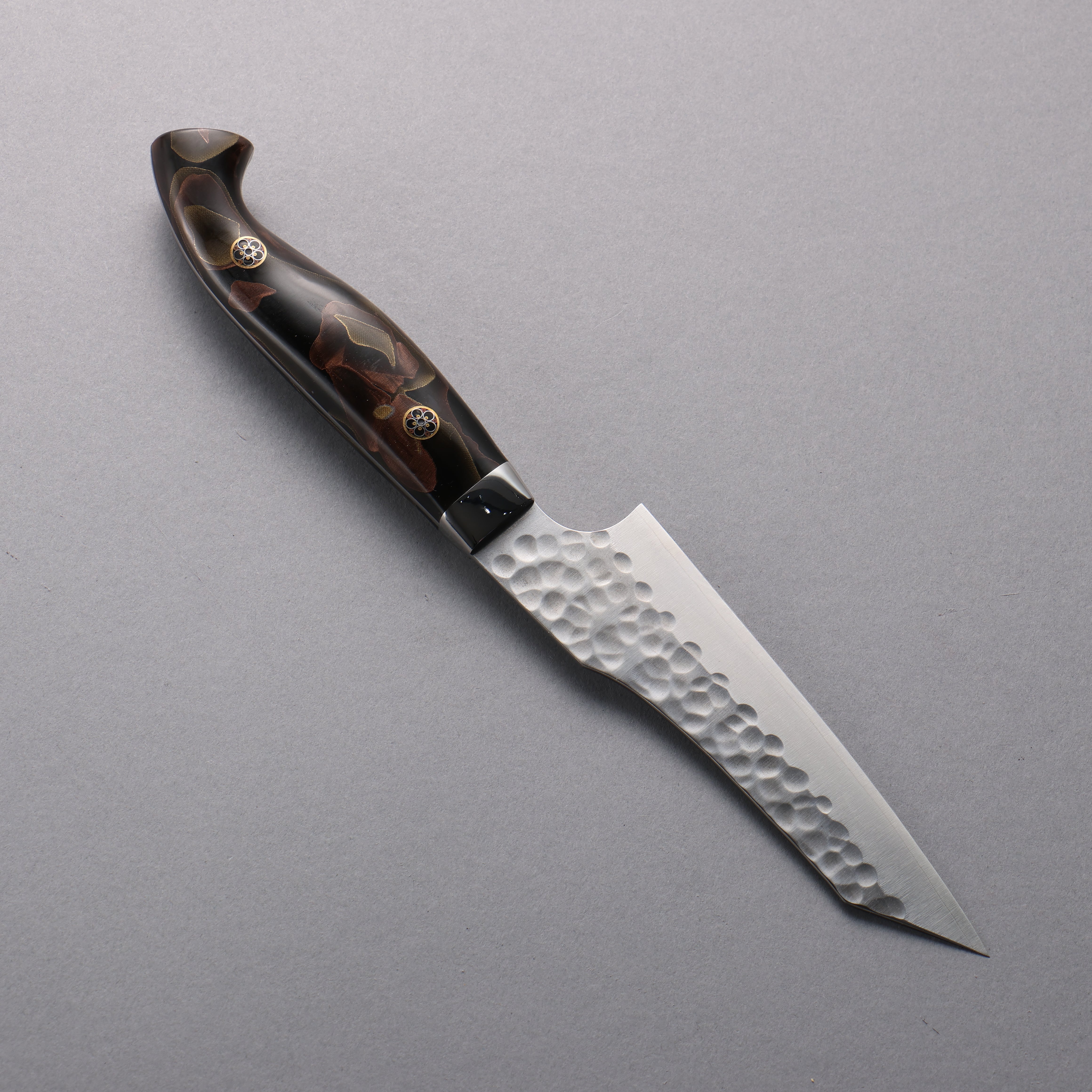 Yuto Kawagoe VG10 Hammered Migaki Finished Kiritsuke Petty-Utility  125mm Brown Acrylic Handle - Japanny - Best Japanese Knife