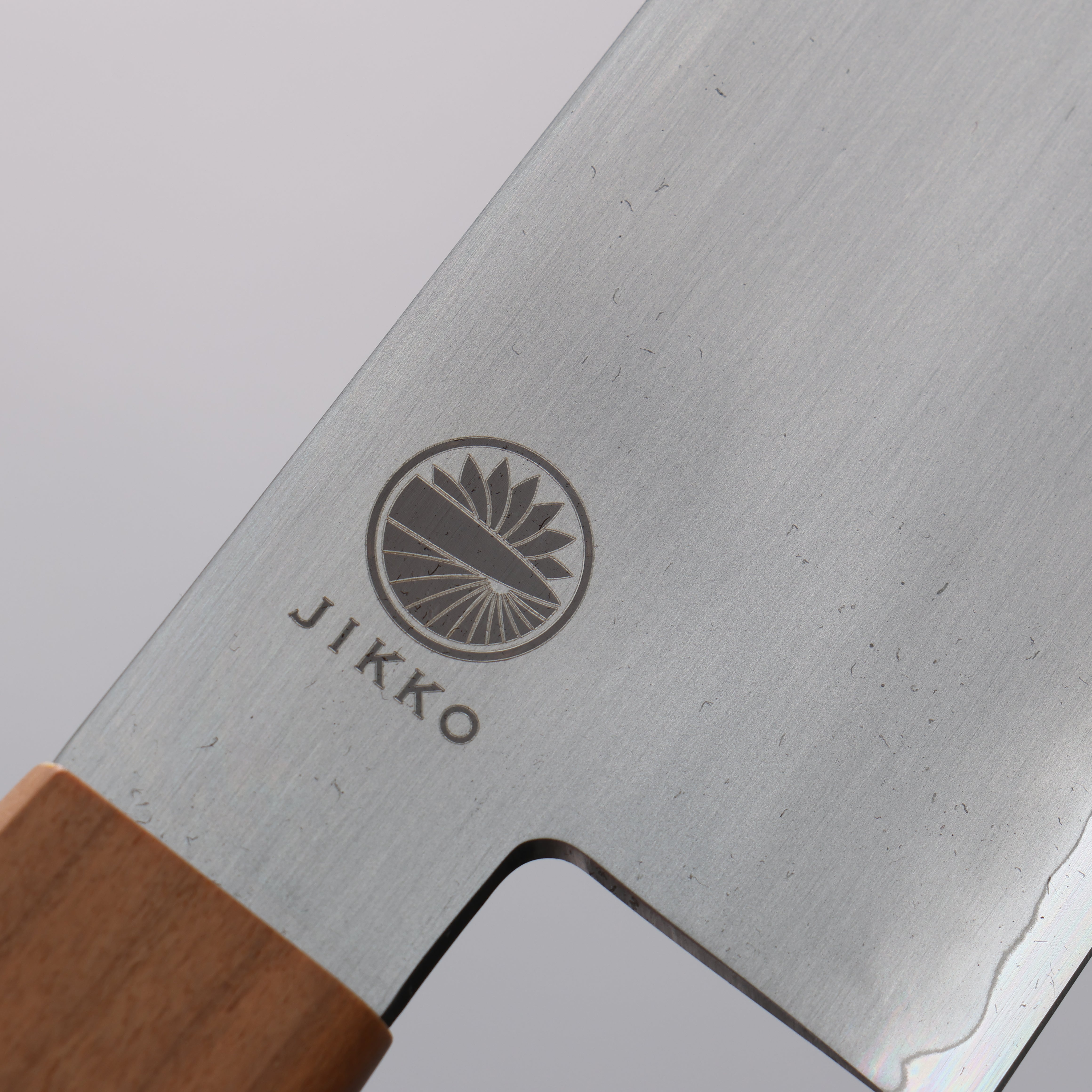 Jikko VG10 Gyuto 240mm Cherry Wood Handle - Japanny - Best Japanese Knife