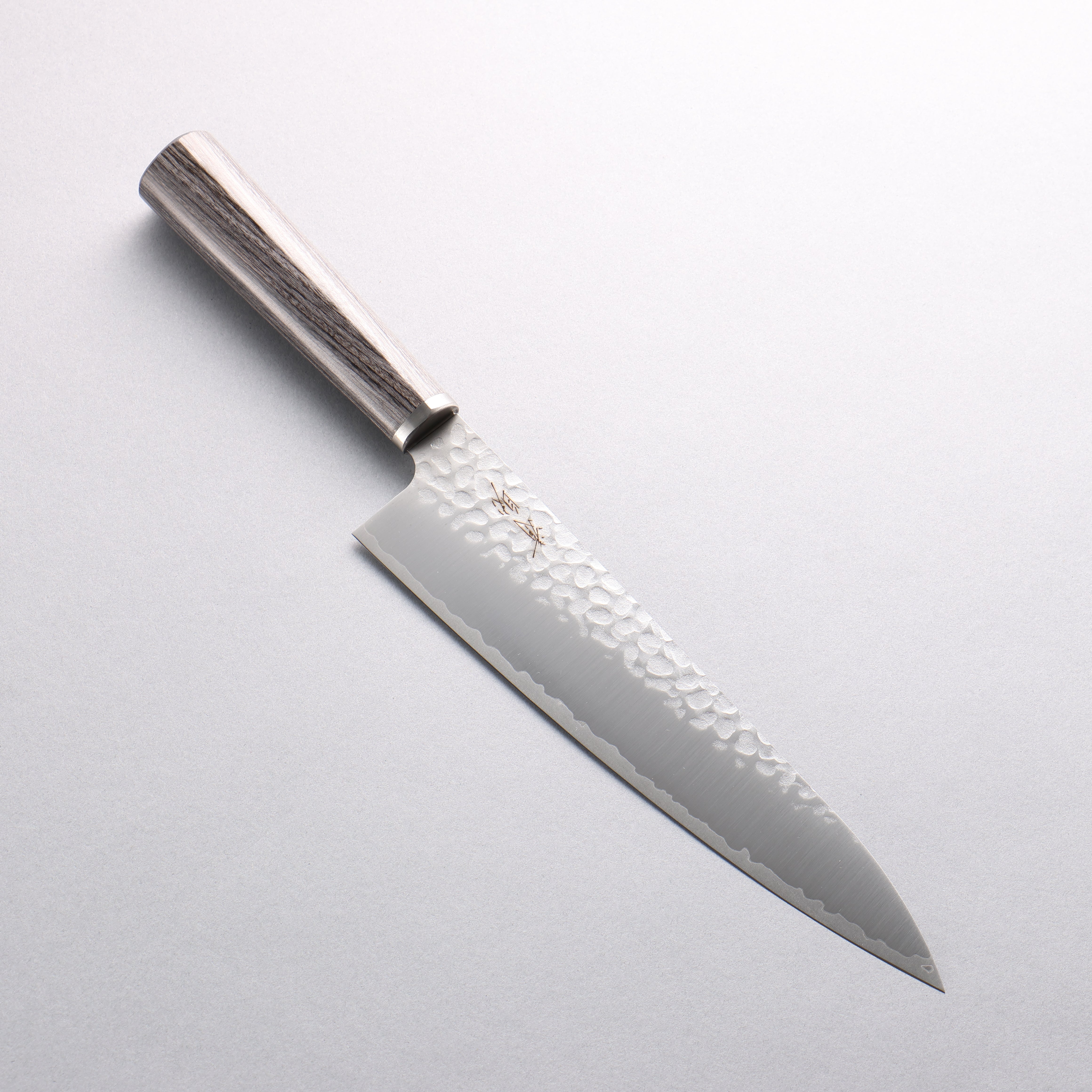 Seisuke VG10 Hammered Gyuto 200mm Charcoal Gray Pakka wood Handle - Japanny - Best Japanese Knife