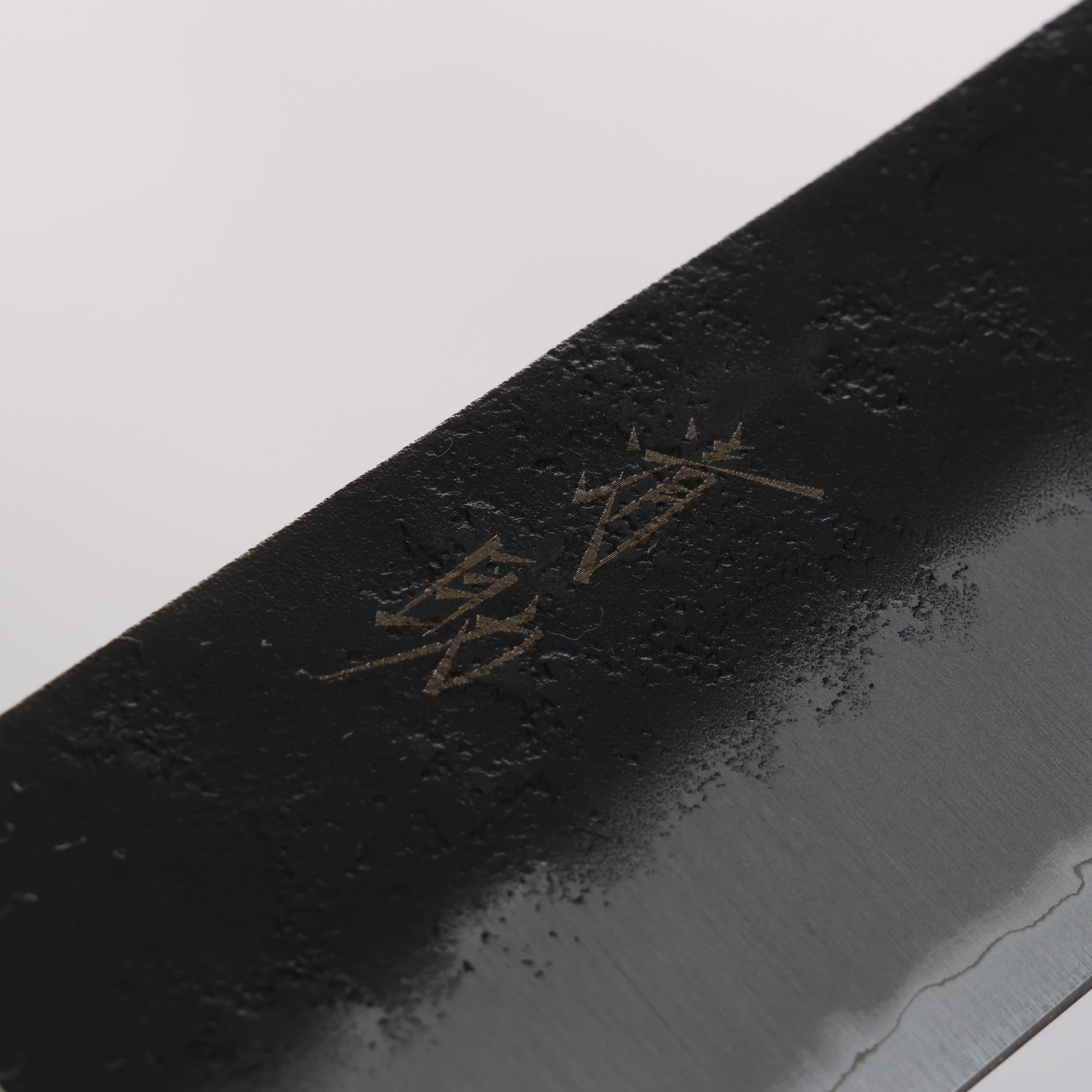 Seisuke Kuronashi Blue Super Nashiji Kurouchi Santoku 180mm Red Pakka wood Handle - Japanny - Best Japanese Knife