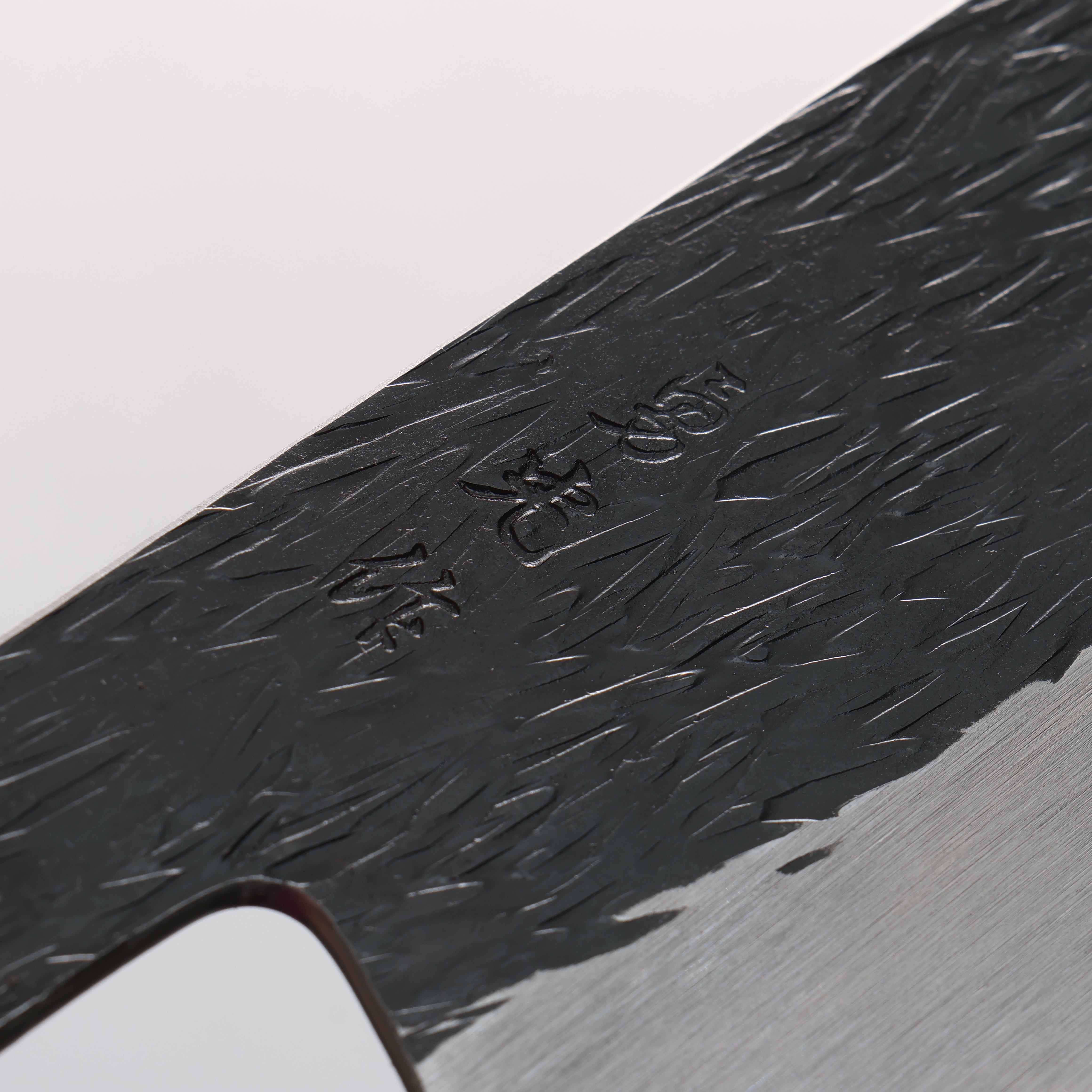 Isamitsu Abe Blue Super Hammered Black Finished Nakiri 165mm Rosewood (pentagonal) Handle - Japanny - Best Japanese Knife
