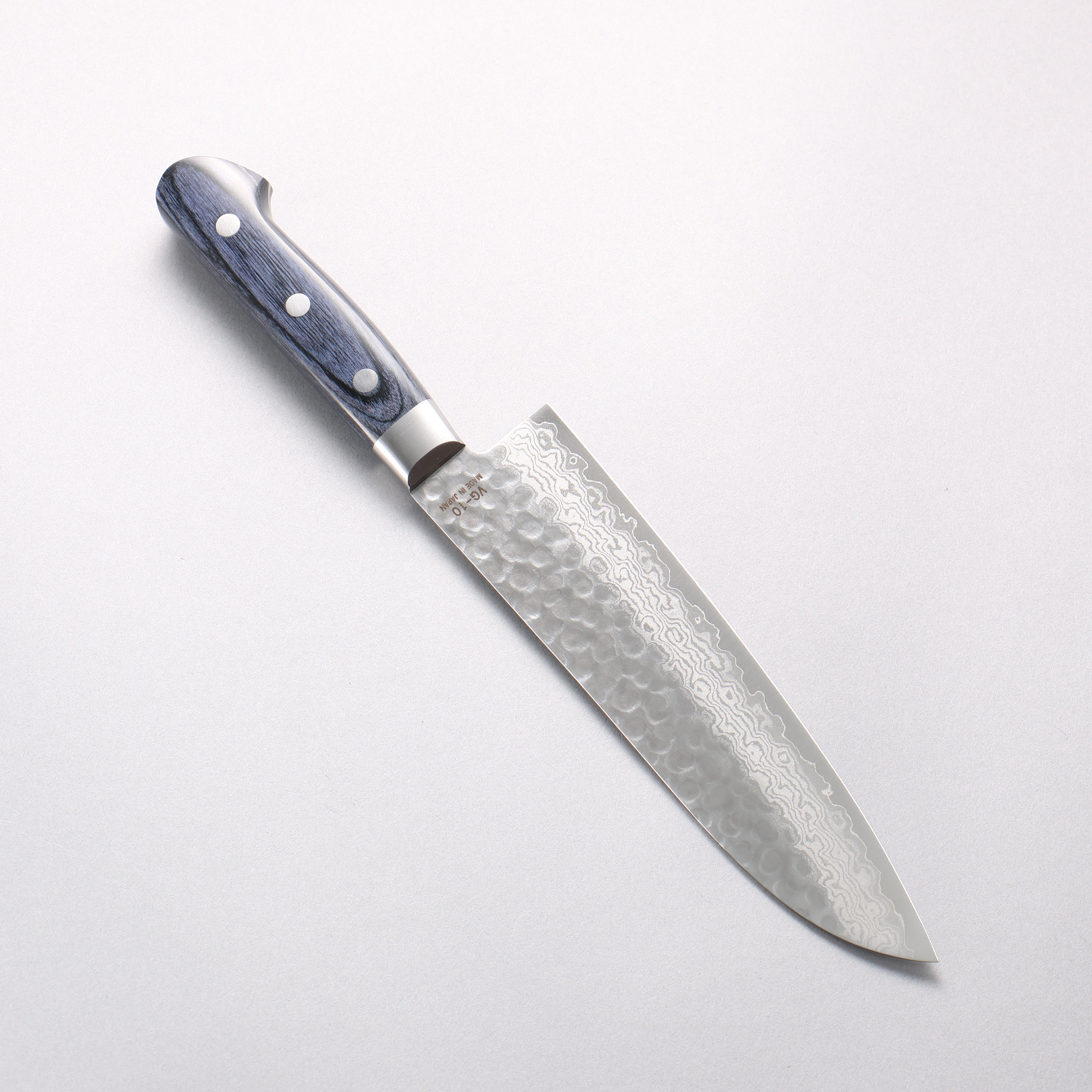 Higuchi VG10 Hammered Damascus Santoku 180mm Blue Pakka wood Handle - Japanny - Best Japanese Knife