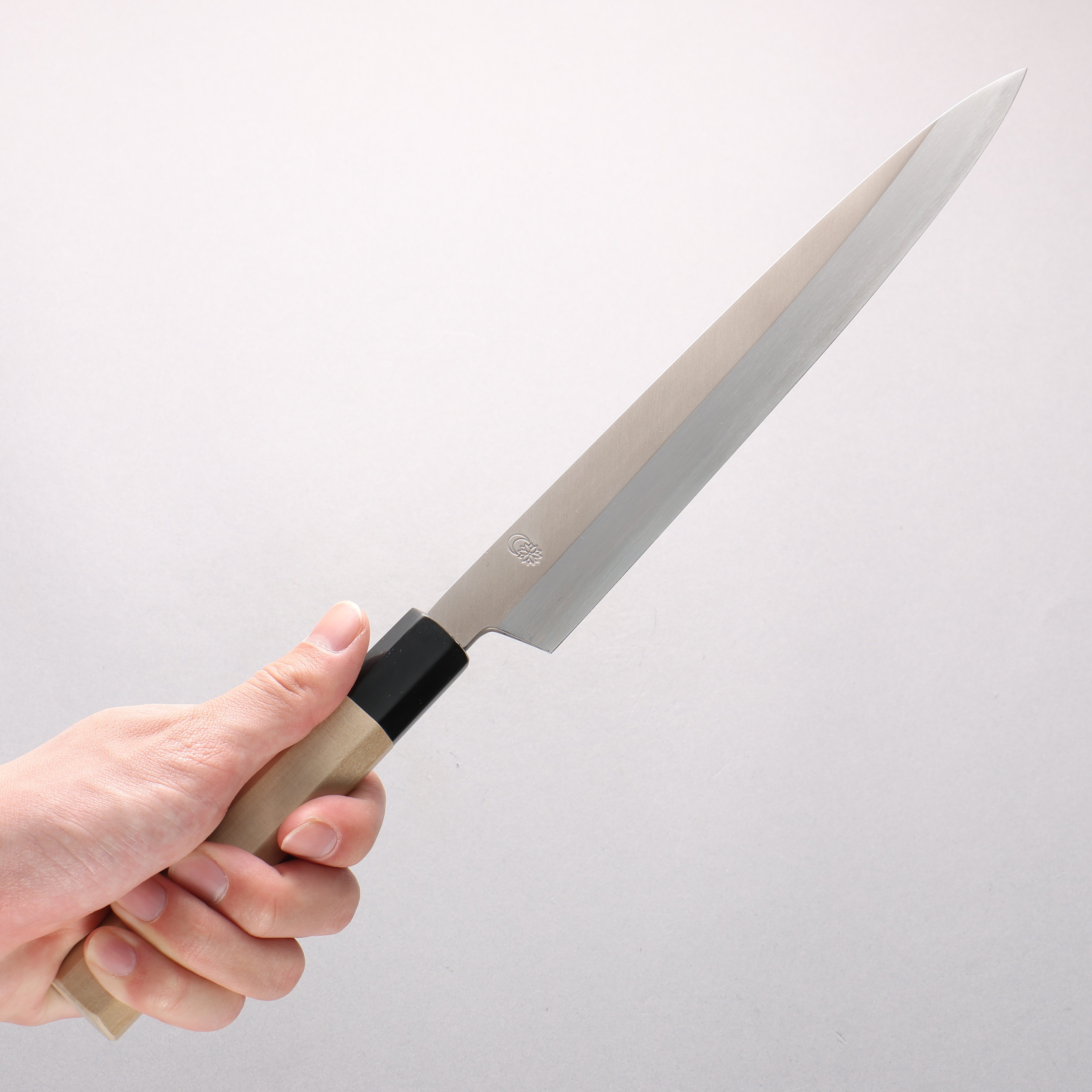 Kikuzuki Silver Steel No.3 Bokashi Yanagiba 240mm Magnolia Handle - Japanny - Best Japanese Knife