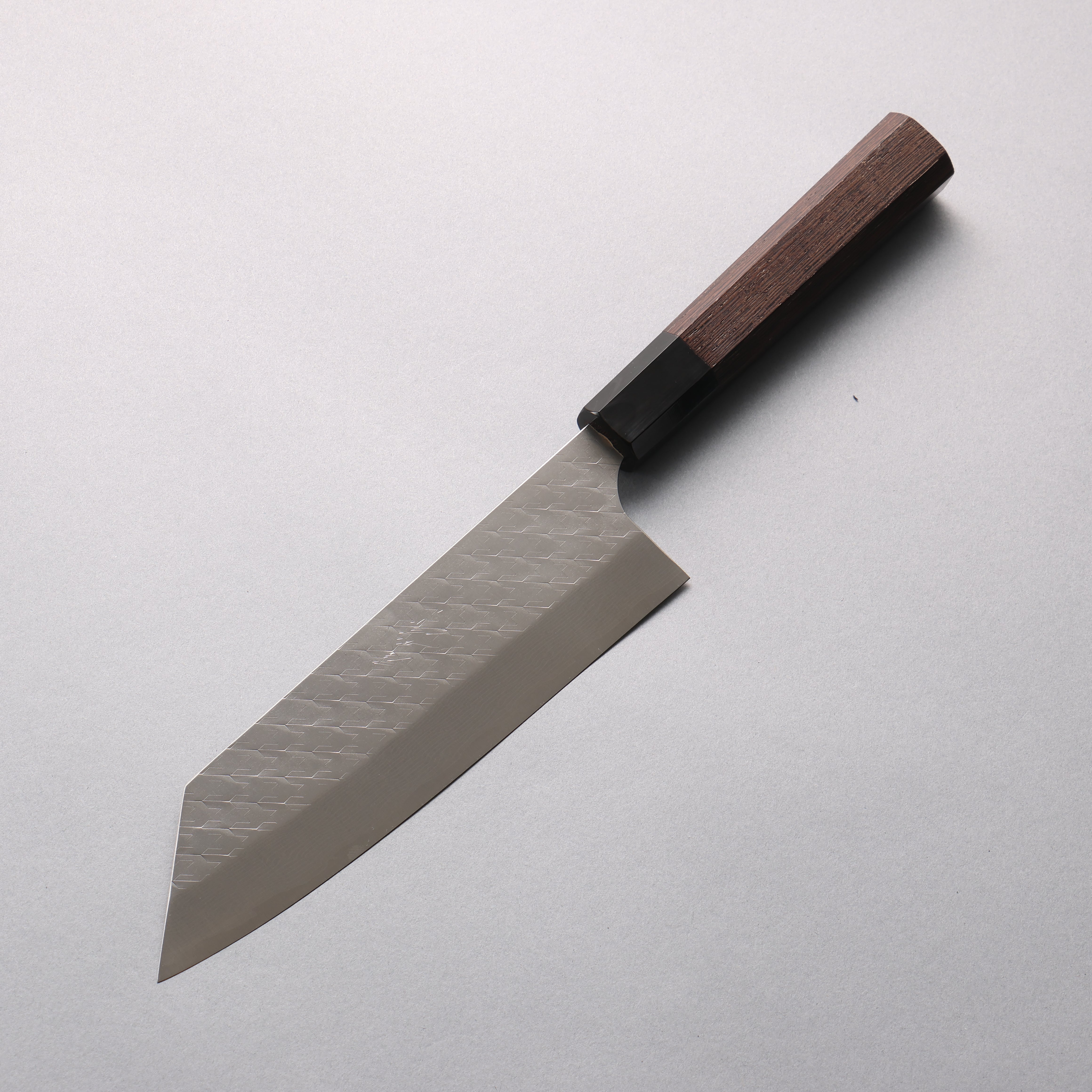 Shungo Ogata SPG STRIX Hammered Damascus Bunka 180mm Wenge (ferrule: Black Buffalo Horn) Handle - Japanny - Best Japanese Knife