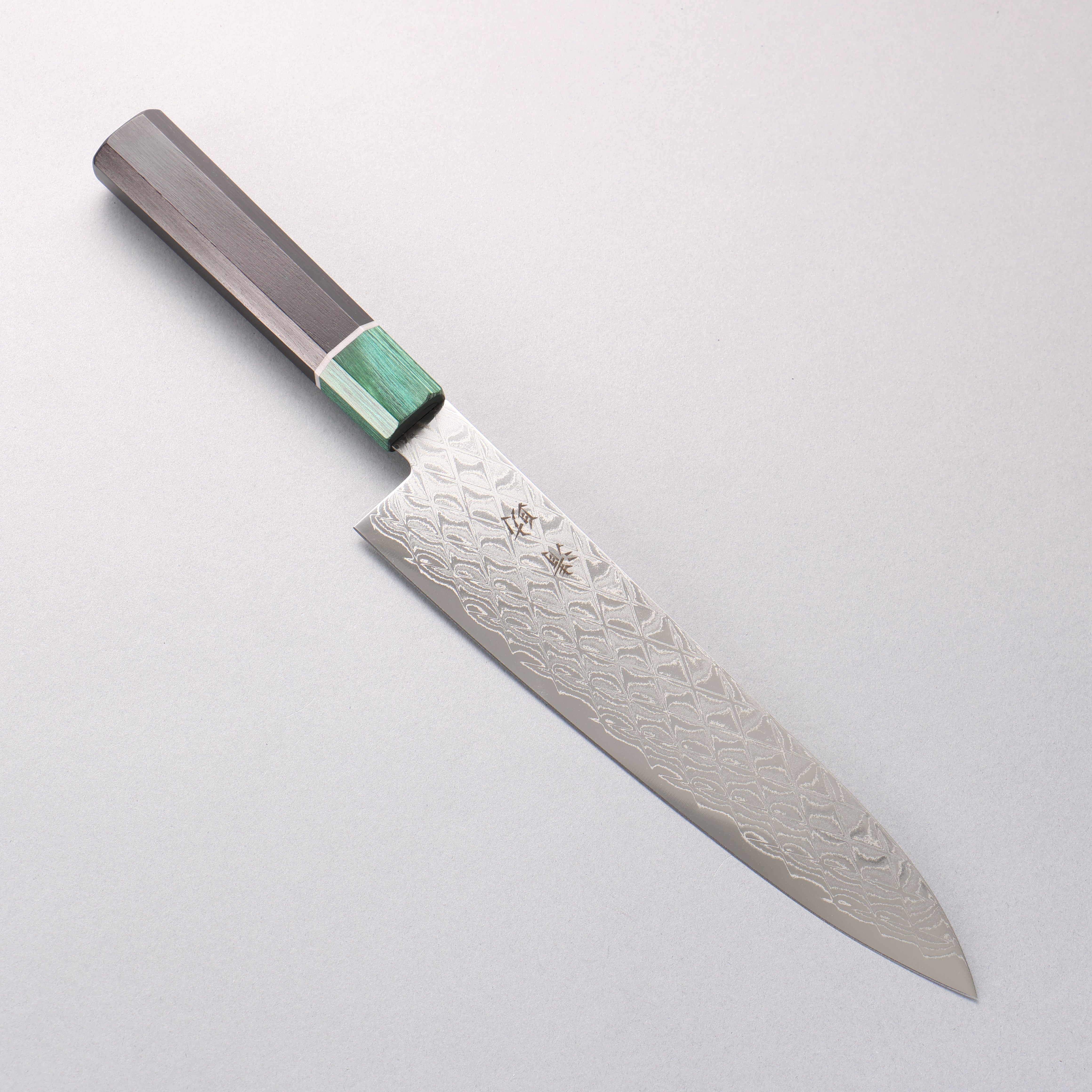 Seisuke AUS10 Miroir Croisé Gyuto 210mm Bois Pakka Noir (virole : Bois Pakka Vert) Manche
