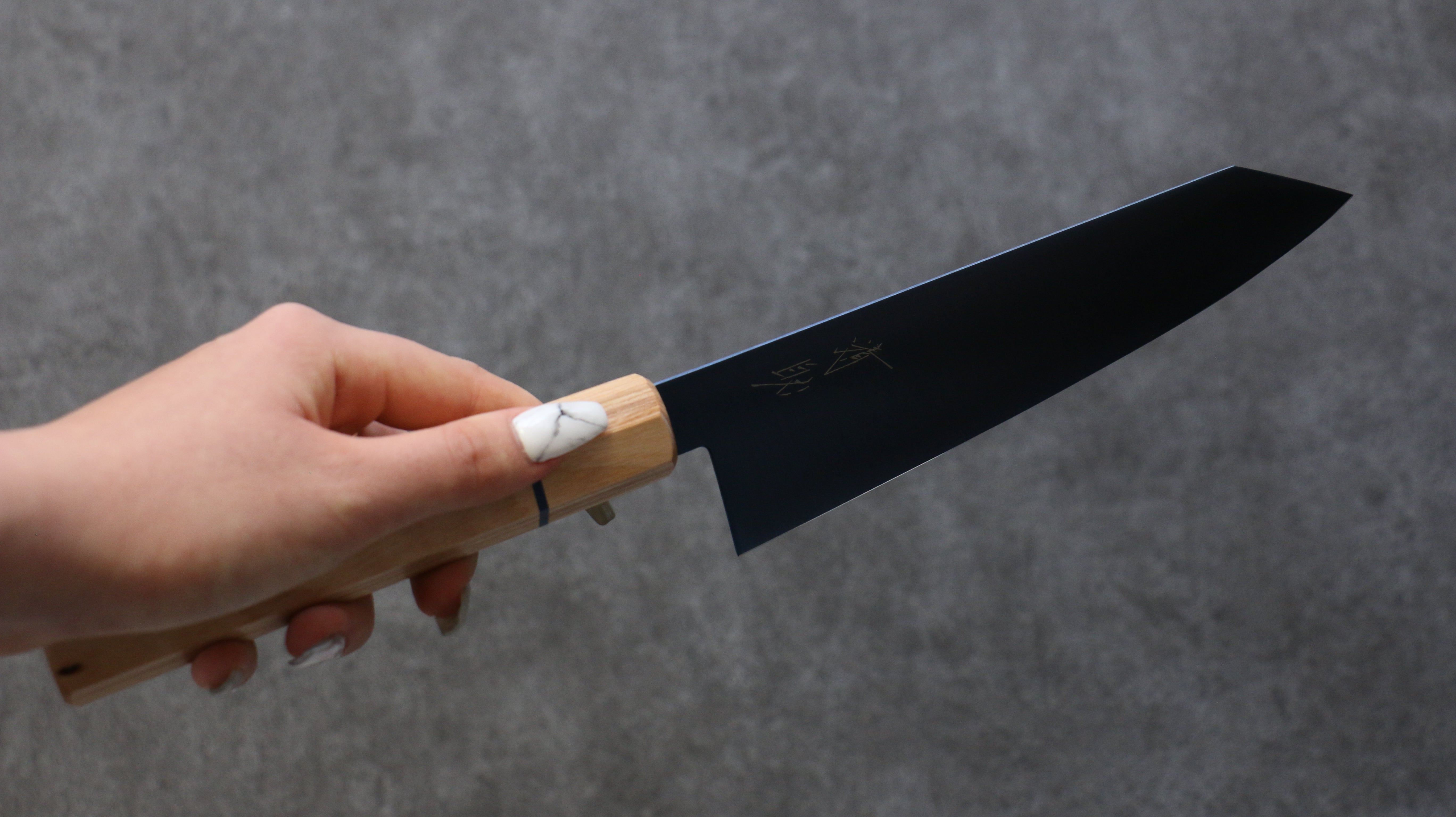 Seisuke SK-85 Ion plating Kiritsuke Santoku 180mm White wood Handle - Japanny - Best Japanese Knife