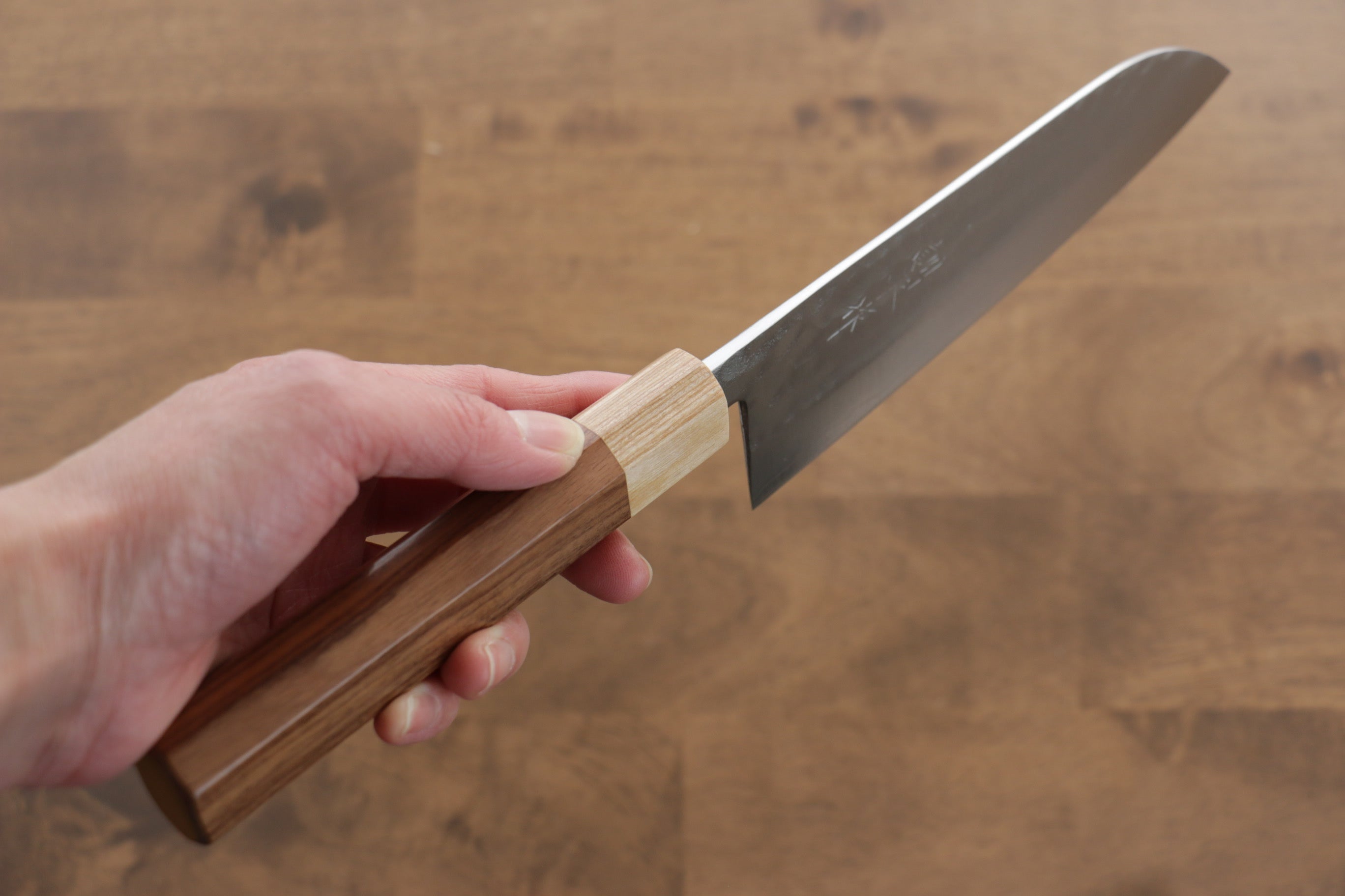 Kunihira VG1 Hammered Santoku 170mm Morado Handle - Japanny - Best Japanese Knife