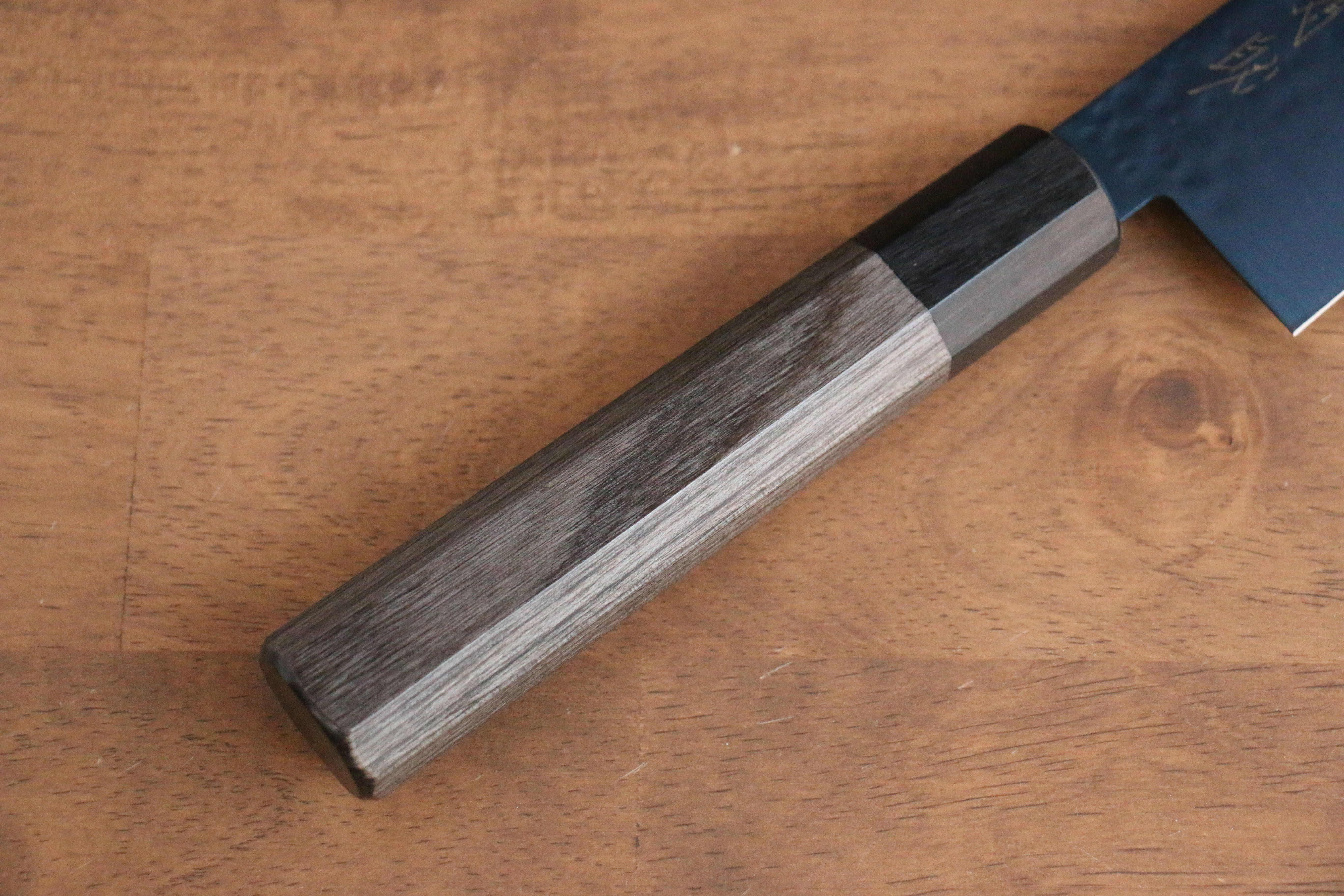 Seisuke SK-85 Ion plating Hammered Santoku 180mm Gray Pakka wood Handle - Japanny - Best Japanese Knife