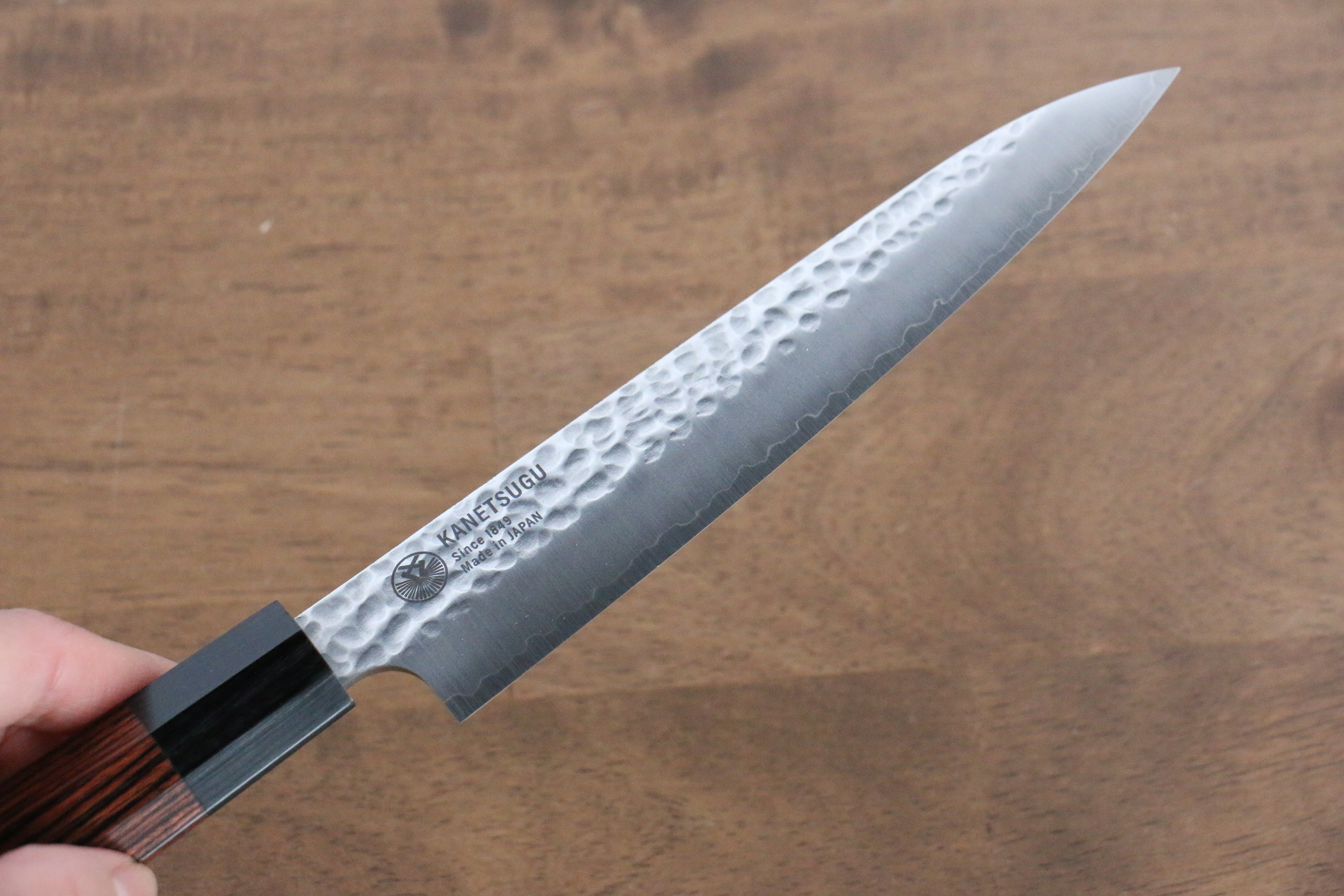 Seki Kanetsugu Heptagon Wood VG10 Hammered Petty-Utility 150mm Pakka wood (heptagonal) Handle - Japanny - Best Japanese Knife